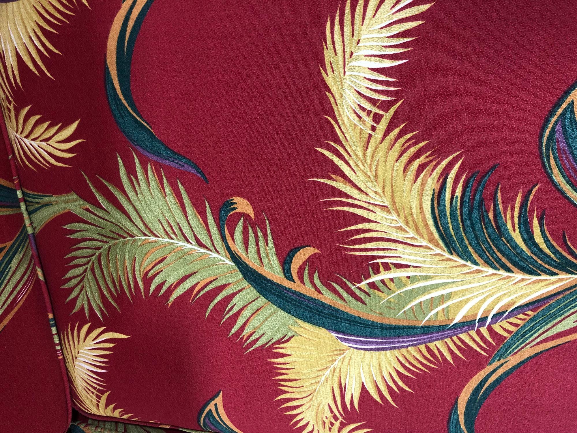 Milieu du XXe siècle Ensemble de coussins en tissu d'écorce rouge tropical vintage en vente