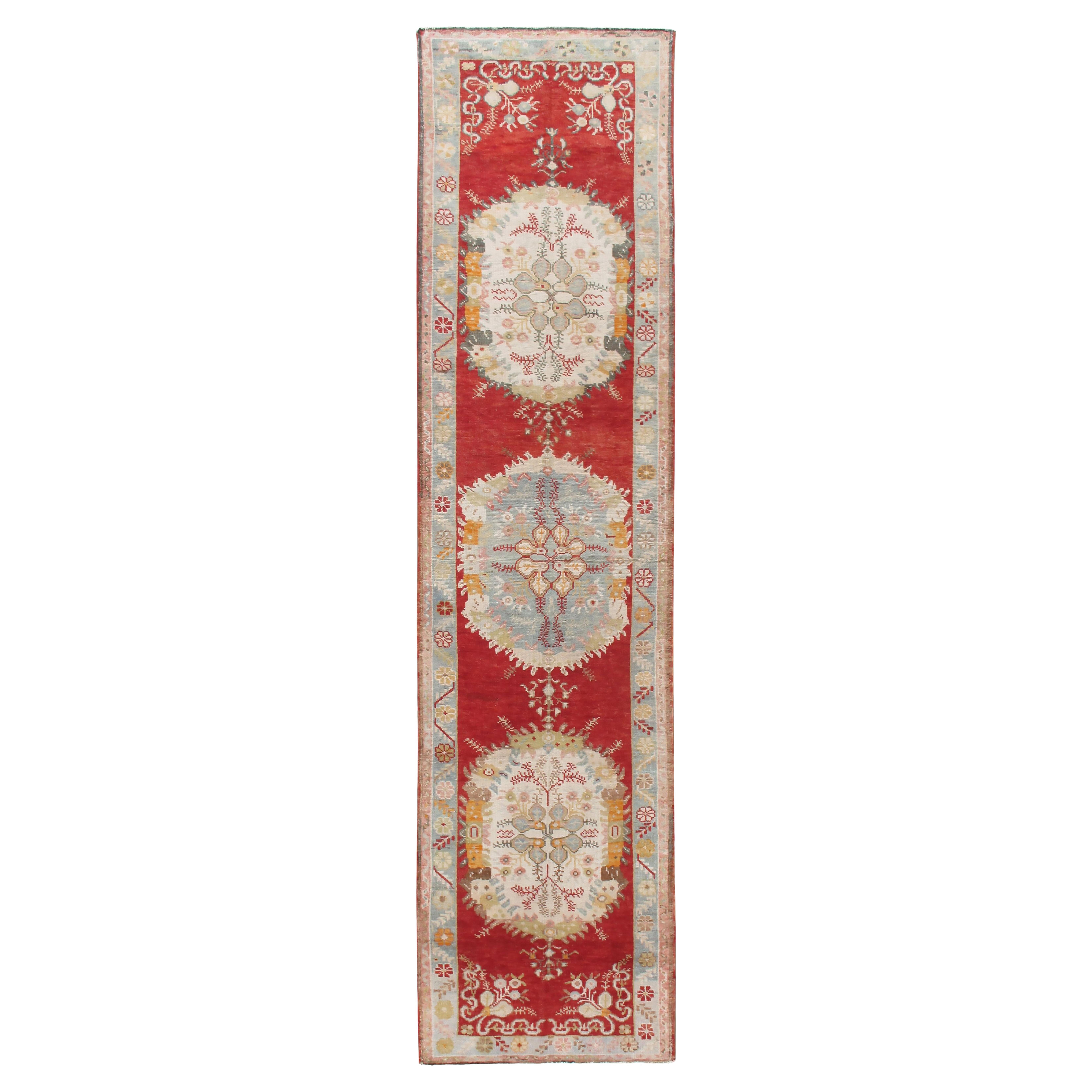 Tappeto Runner Oushak rosso vintage, 2'11 x 11'5 in vendita