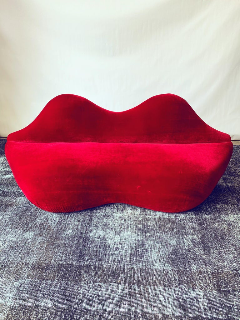 Vintage Red Velvet Lips Sofa, circa 1970s at 1stDibs