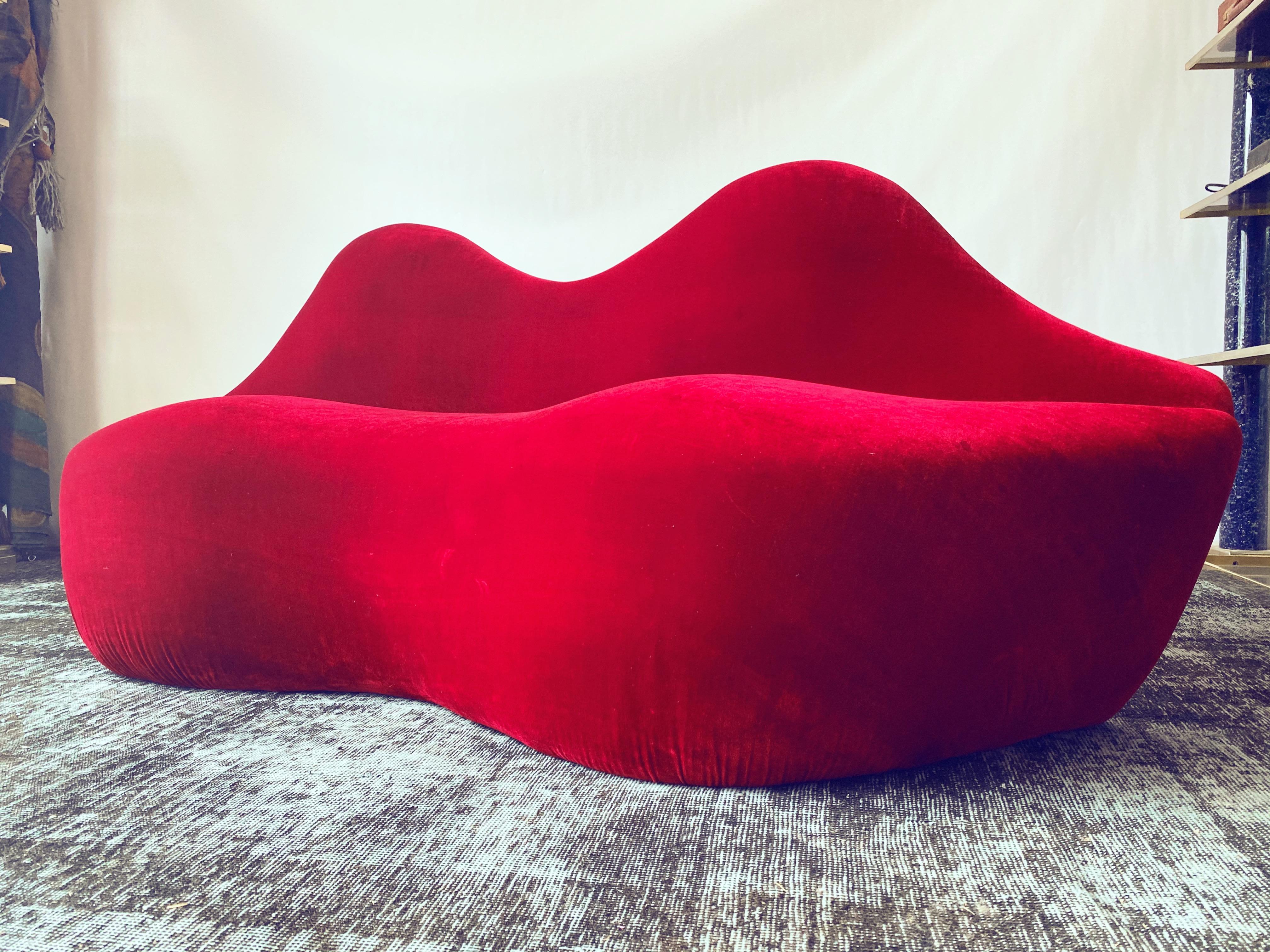Vintage Red Velvet Lips Sofa, circa 1970s 3
