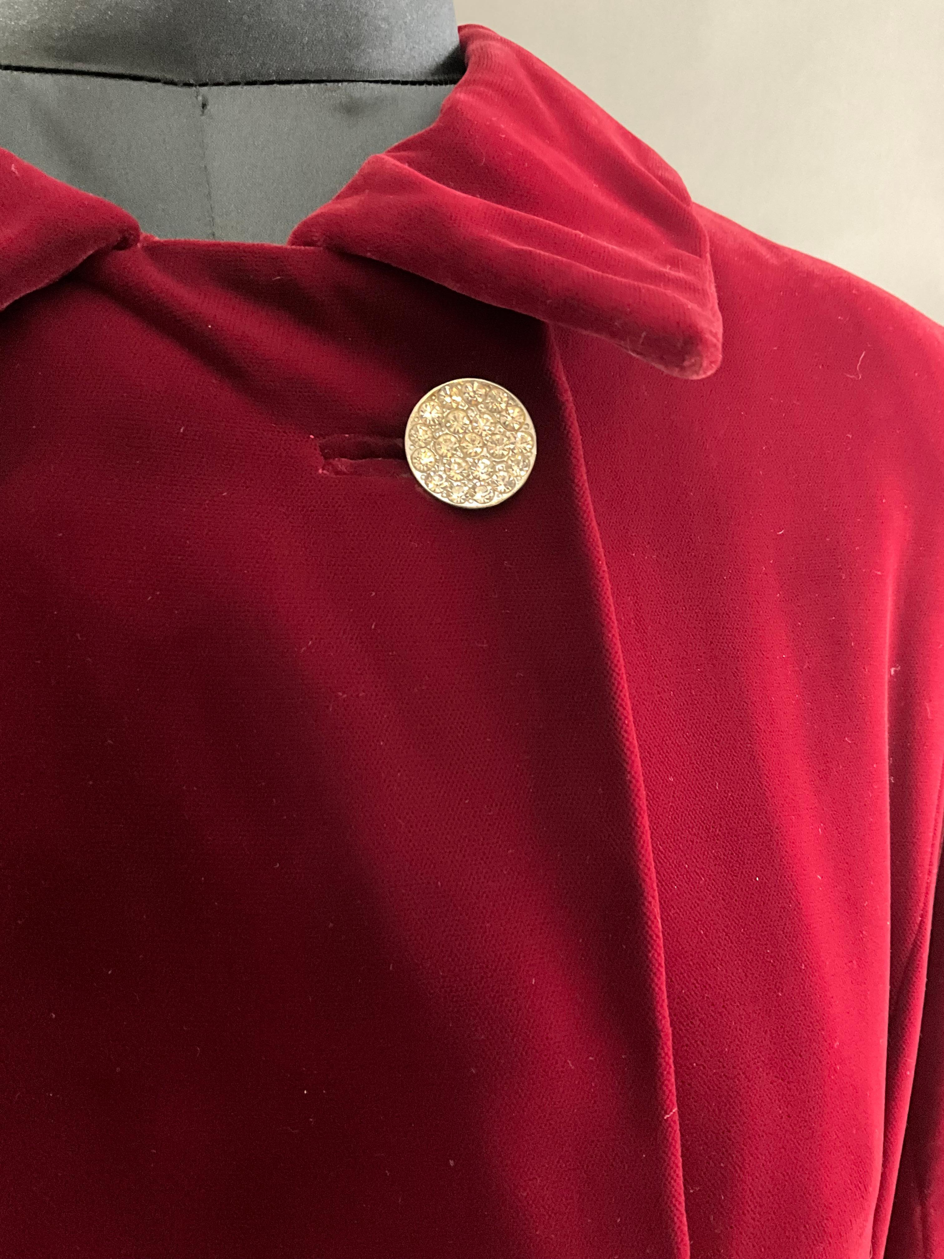 Vintage Red Velvet Overcoat For Sale 3