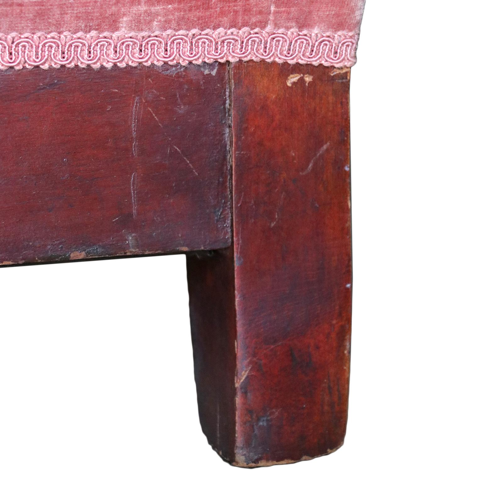 Vintage-Sofa aus rotem Samt im Angebot 5