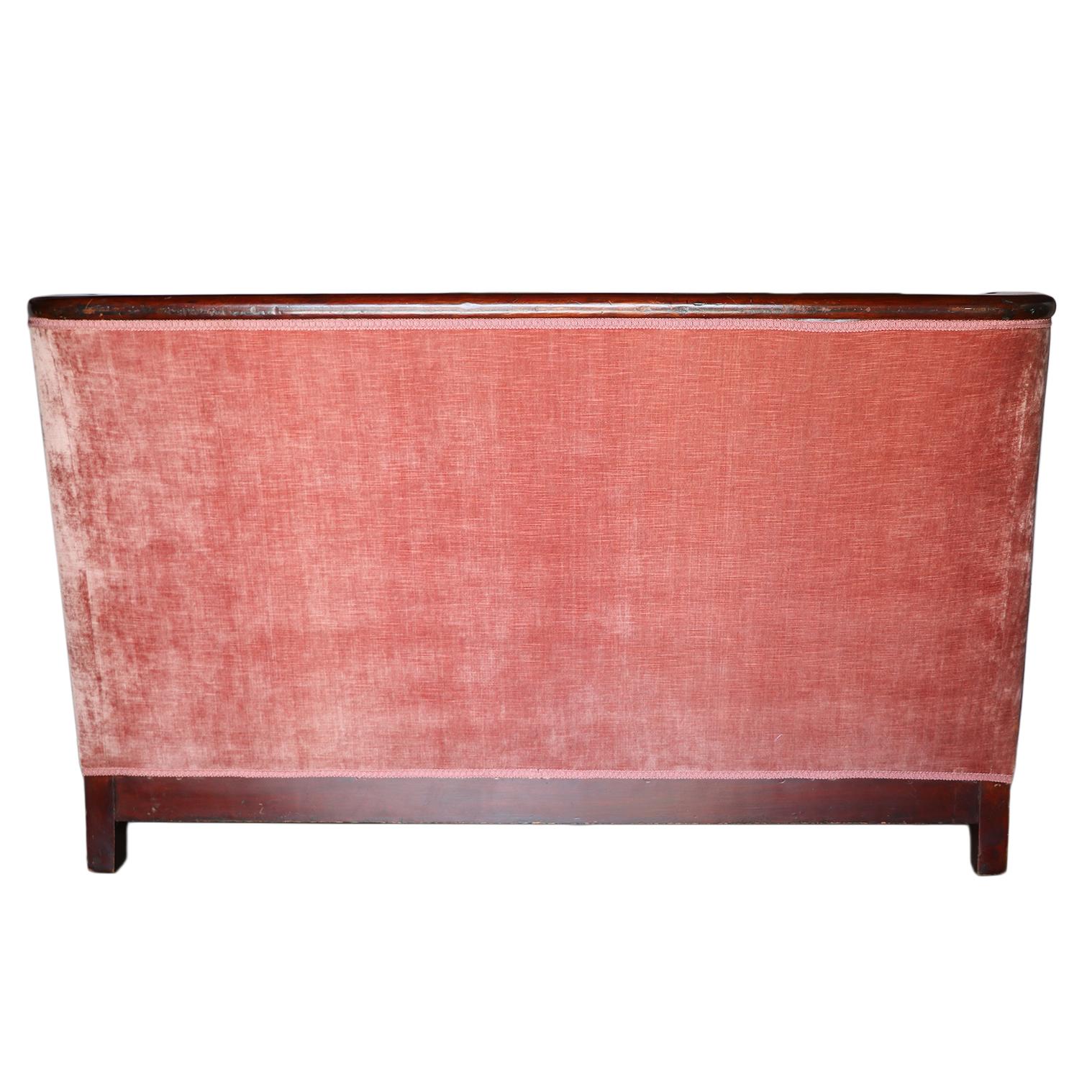 Vintage-Sofa aus rotem Samt (20. Jahrhundert) im Angebot