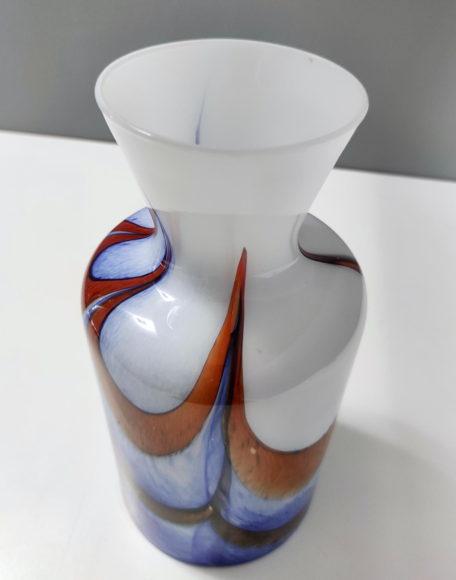 Late 20th Century Postmodern Red, White and Blue Murano Glass Vase by Carlo Moretti, Italy For Sale