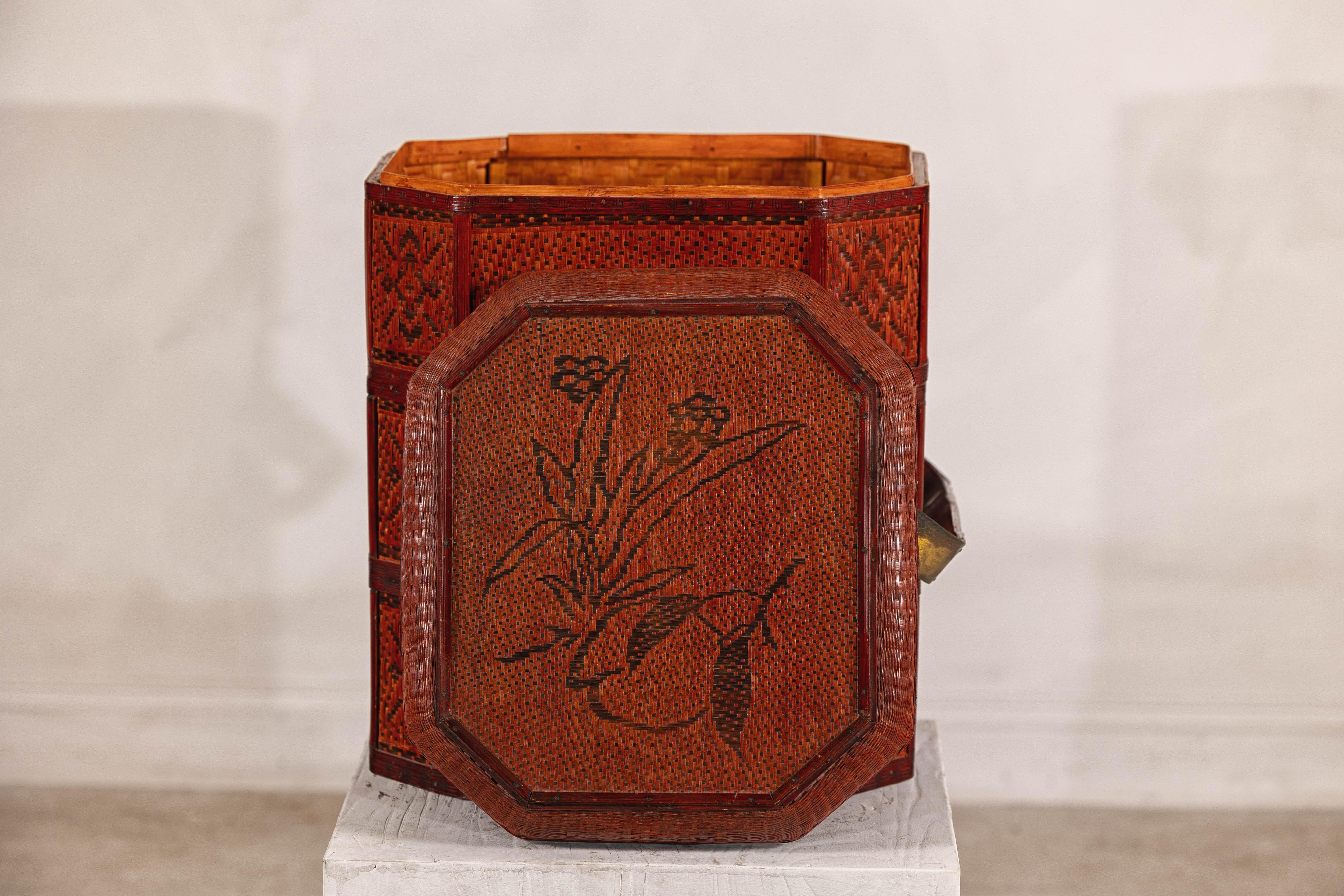 Vintage Reddish Brown Lacquer Woven Rattan Picnic Basket with Bamboo Handle For Sale 10