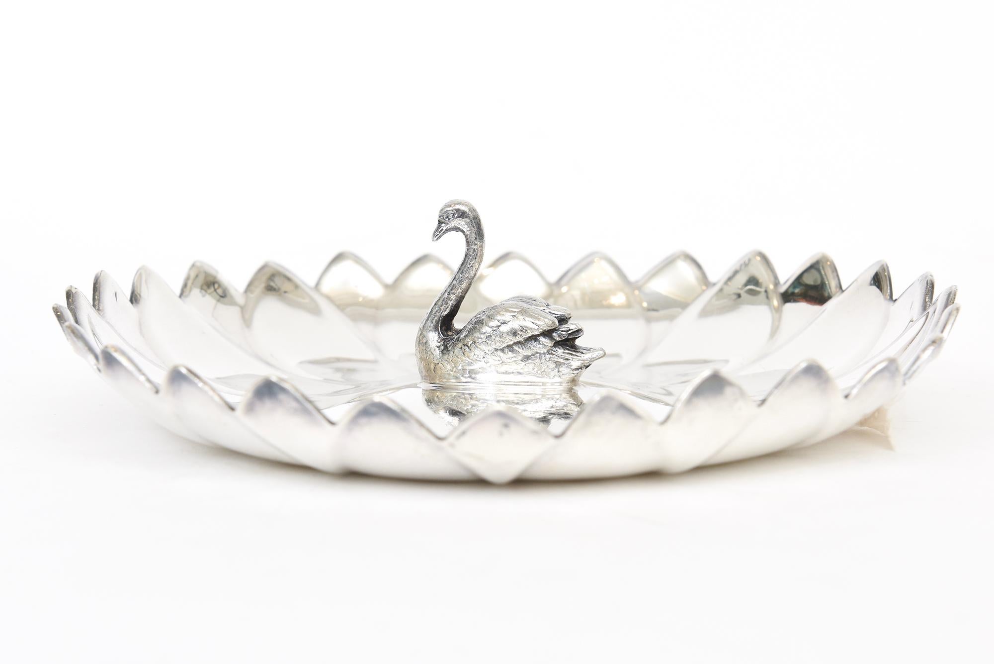 Americano Reed & Barton Silver-Plate Swan Bowl, piatto o servizio d'argento d'epoca in vendita