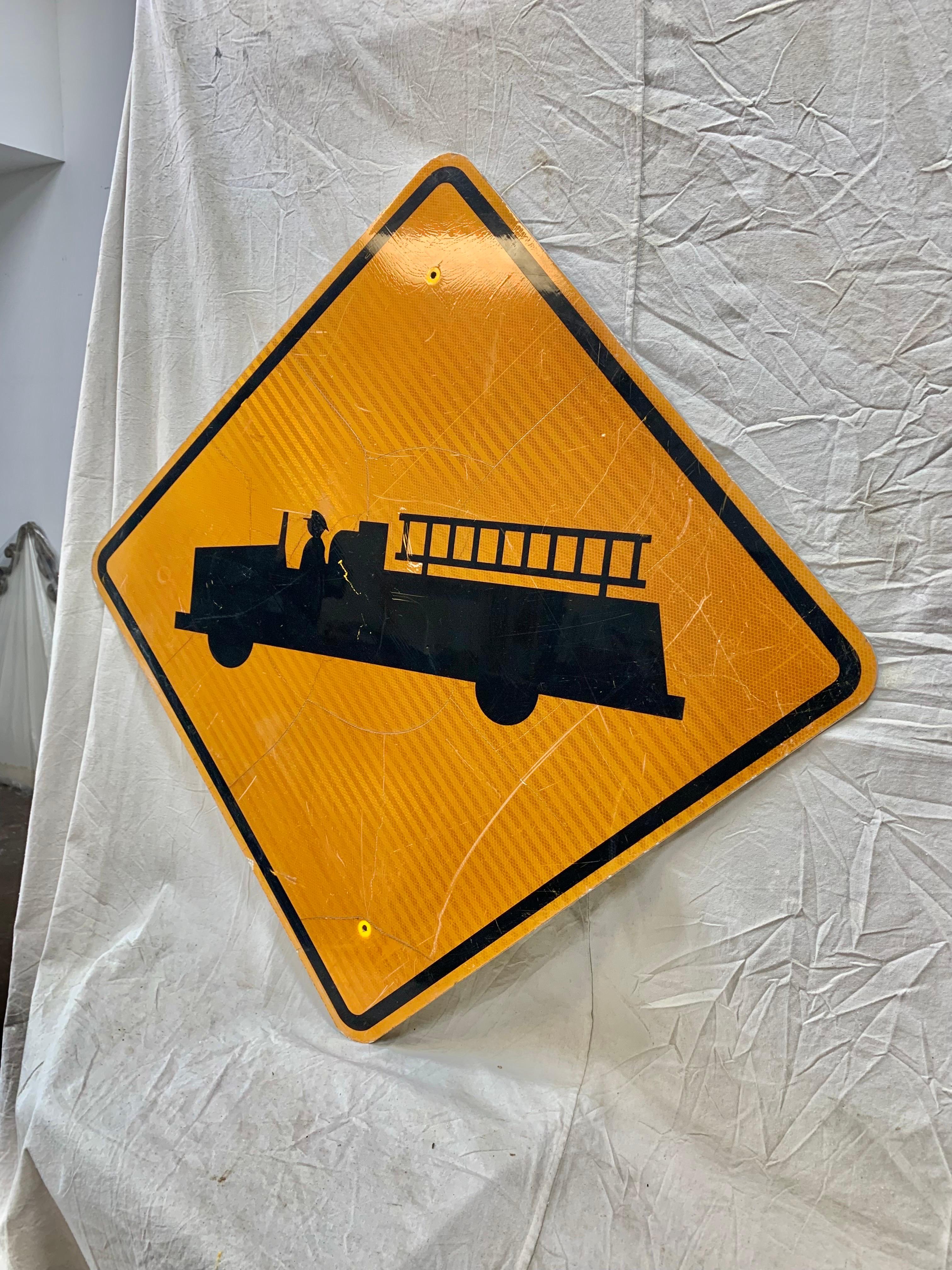 yellow truck sign meaning