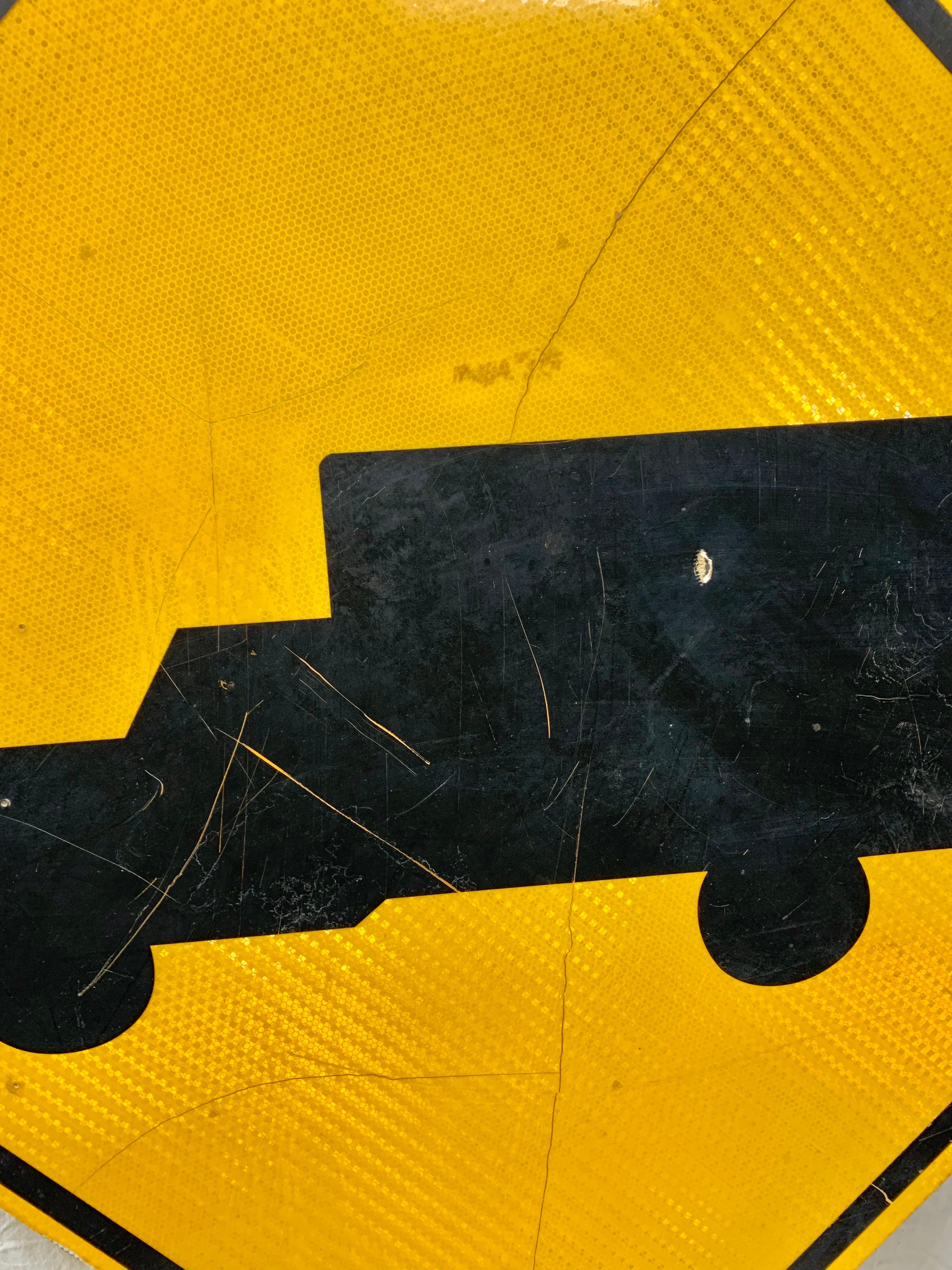 truck sign meaning