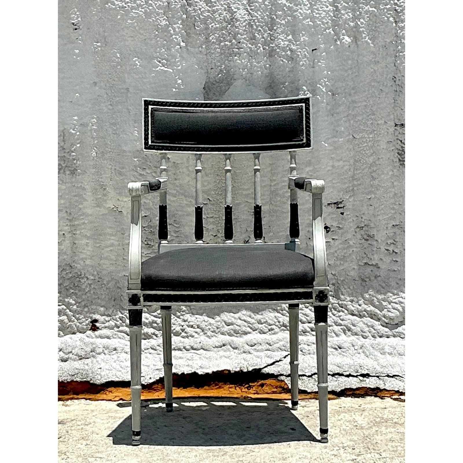 Vintage Regency 19. Jahrhundert Gustavian Arm Chair im Zustand „Gut“ im Angebot in west palm beach, FL