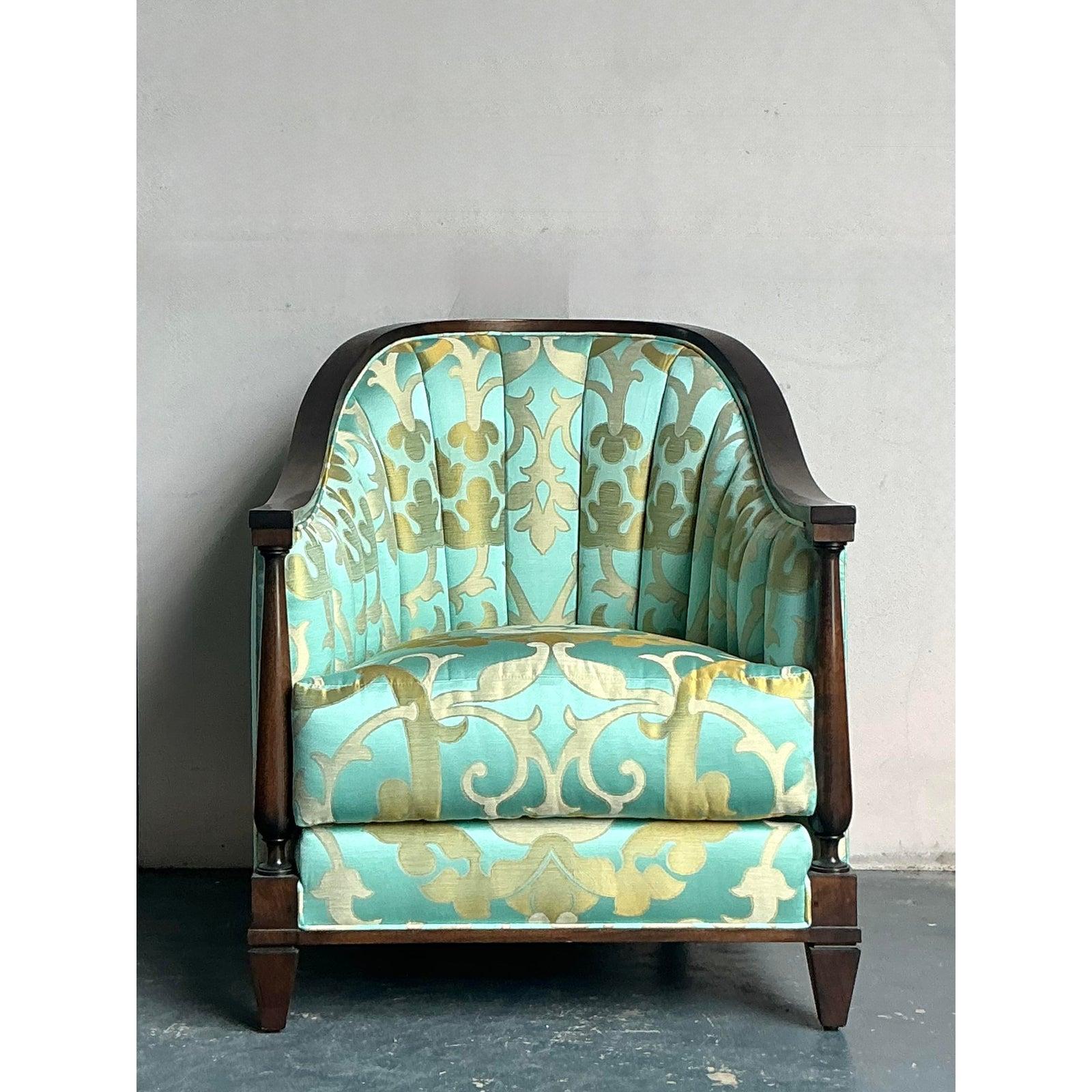 Provincial français Chaise longue vintage Regency Andre Tufted Channel en vente