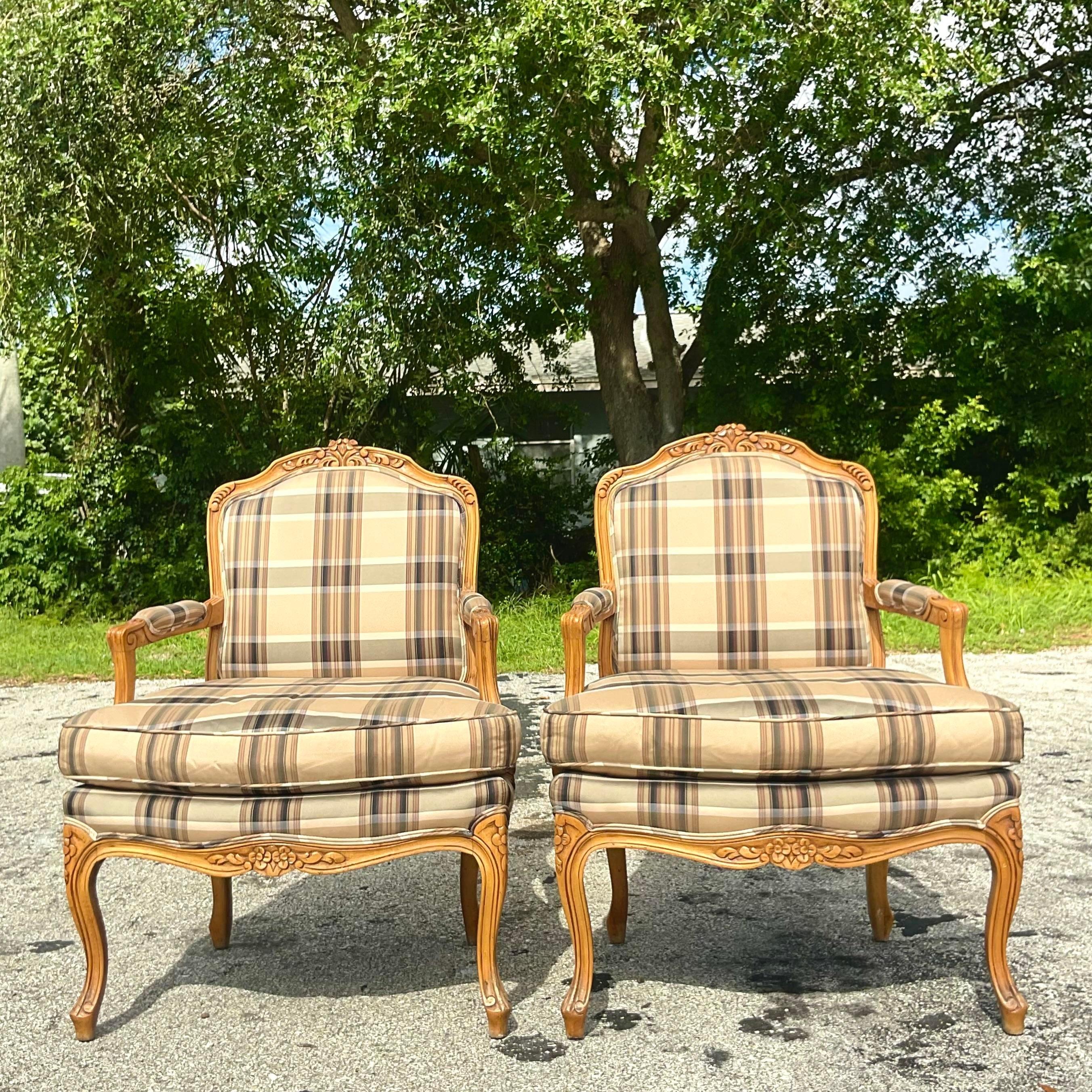 Vintage Regency Baker Furniture Bergere Chairs - a Pair In Good Condition In west palm beach, FL