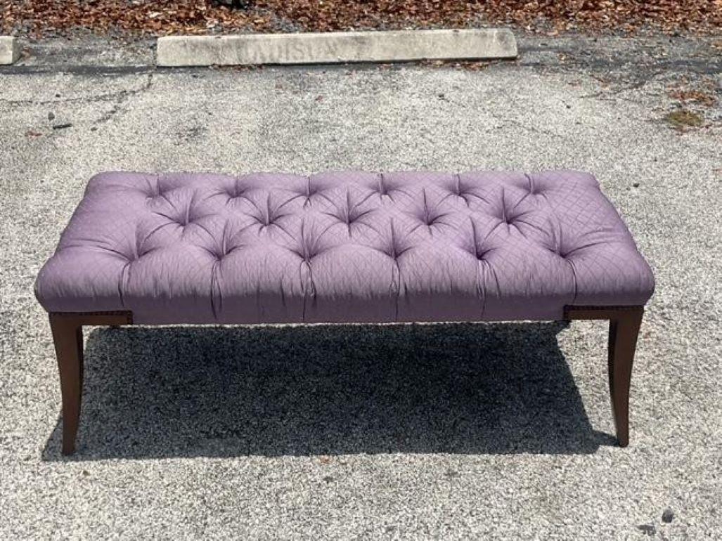 20ième siècle Banc touffeté Baker Regency vintage en vente