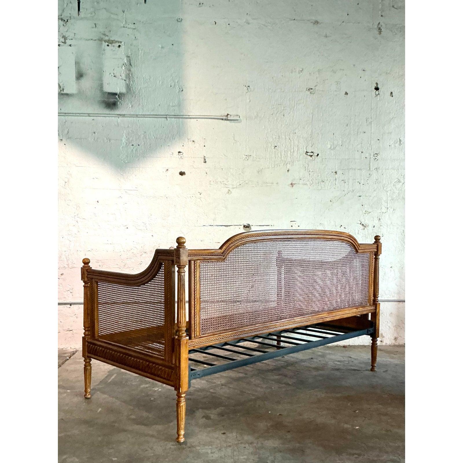 Néoclassique Lit de jour Vintage Regency Ballard Cane en vente