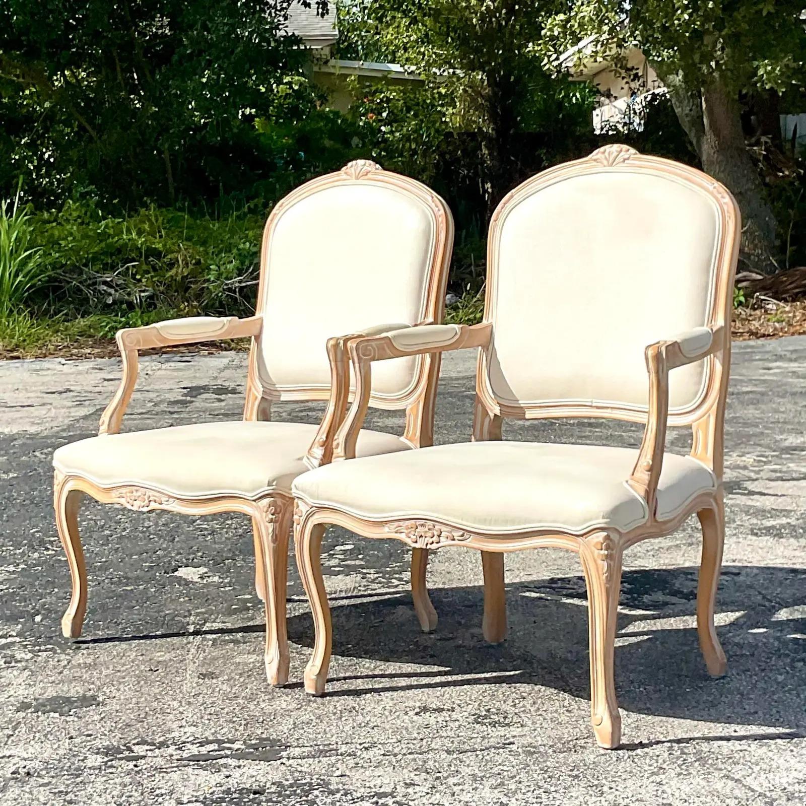 Nord-américain Paire de chaises Bergere Vintage Regency en vente