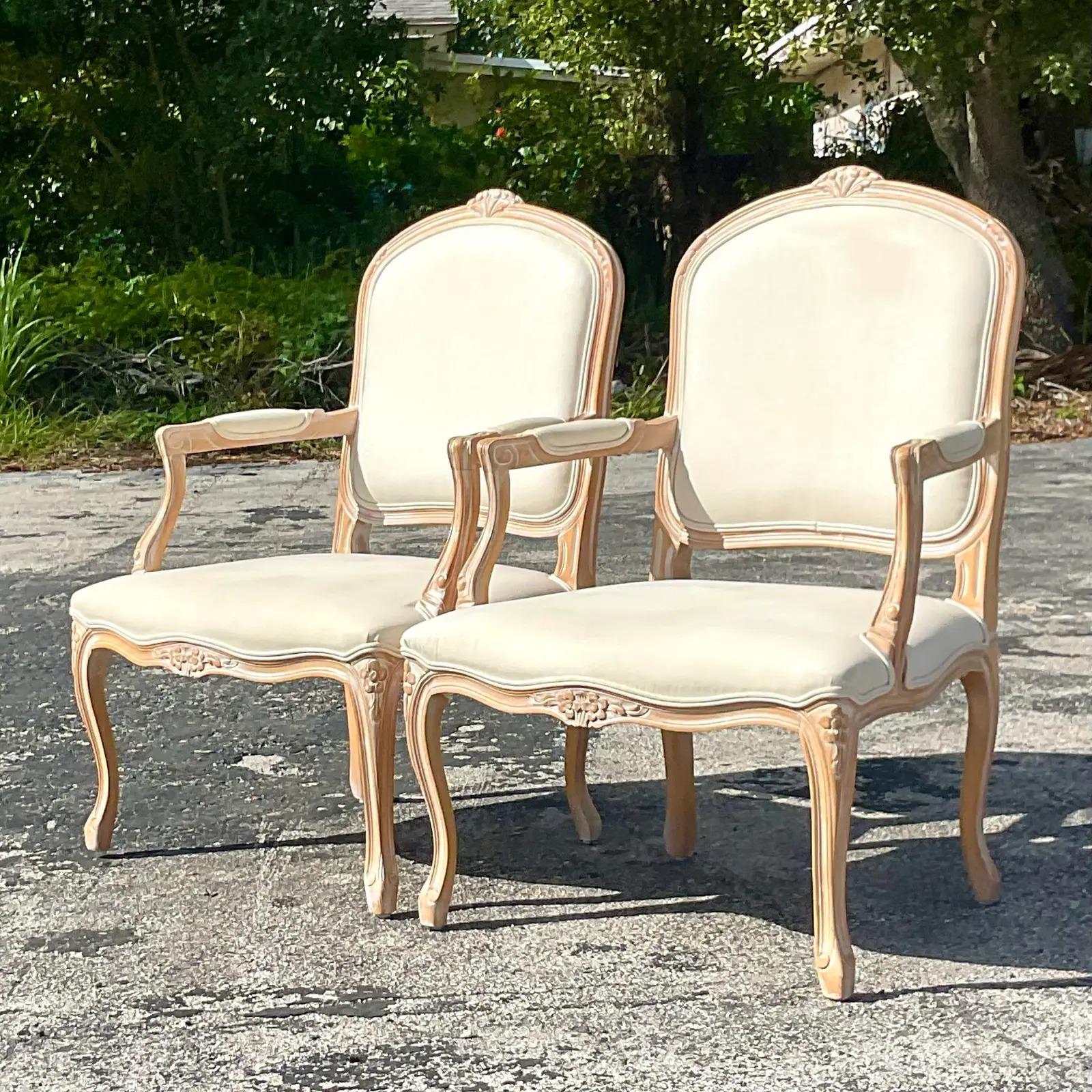 20ième siècle Paire de chaises Bergere Vintage Regency en vente