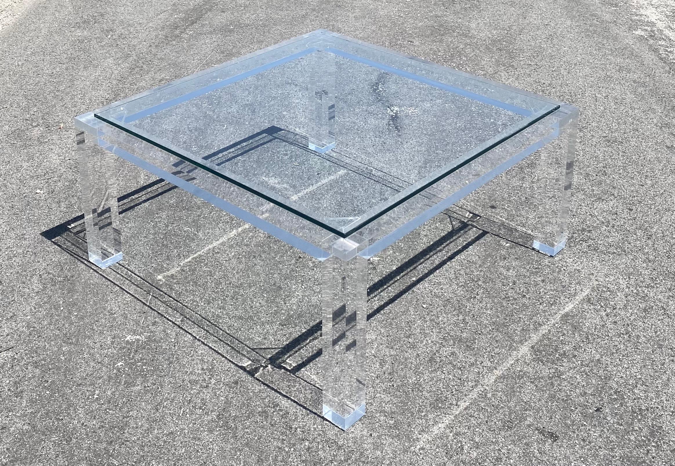 Américain Table Basse Vintage Regency Bernhardt en Lucite en Forme de dalle en vente