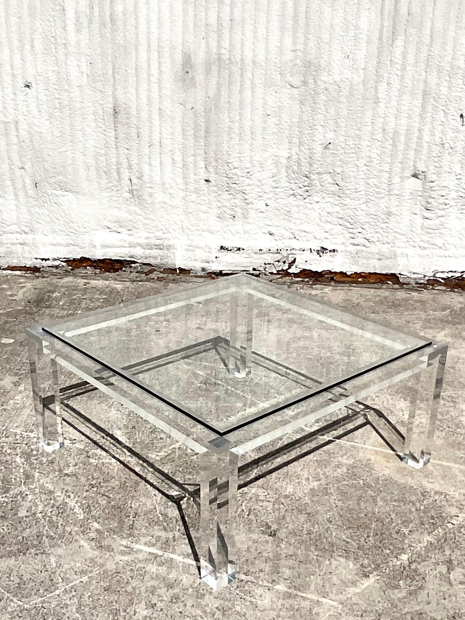 Vintage Regency Bernhardt Slab Lucite Coffee Table In Good Condition For Sale In west palm beach, FL