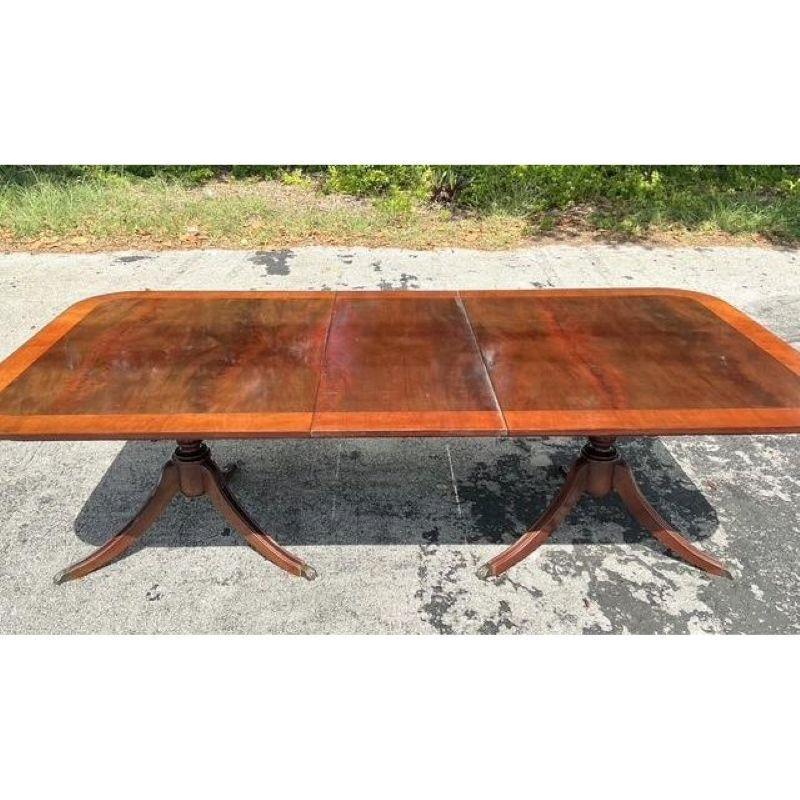 Vintage Regency Birdseye Extendable Duncan Phyfe Dining Table For Sale 6
