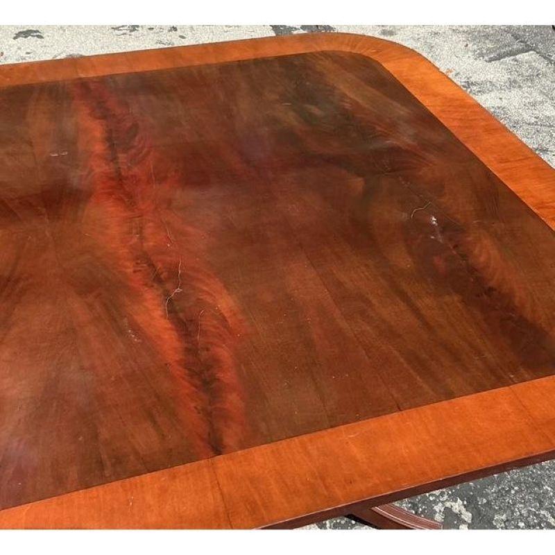 Vintage Regency Birdseye Extendable Duncan Phyfe Dining Table For Sale 1