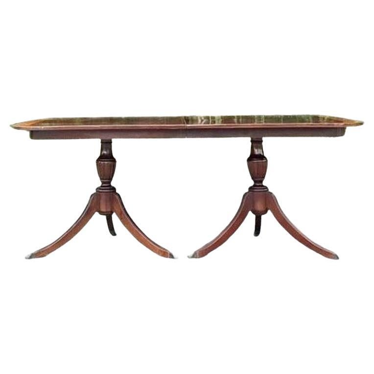 Vintage Regency Birdseye Extendable Duncan Phyfe Dining Table