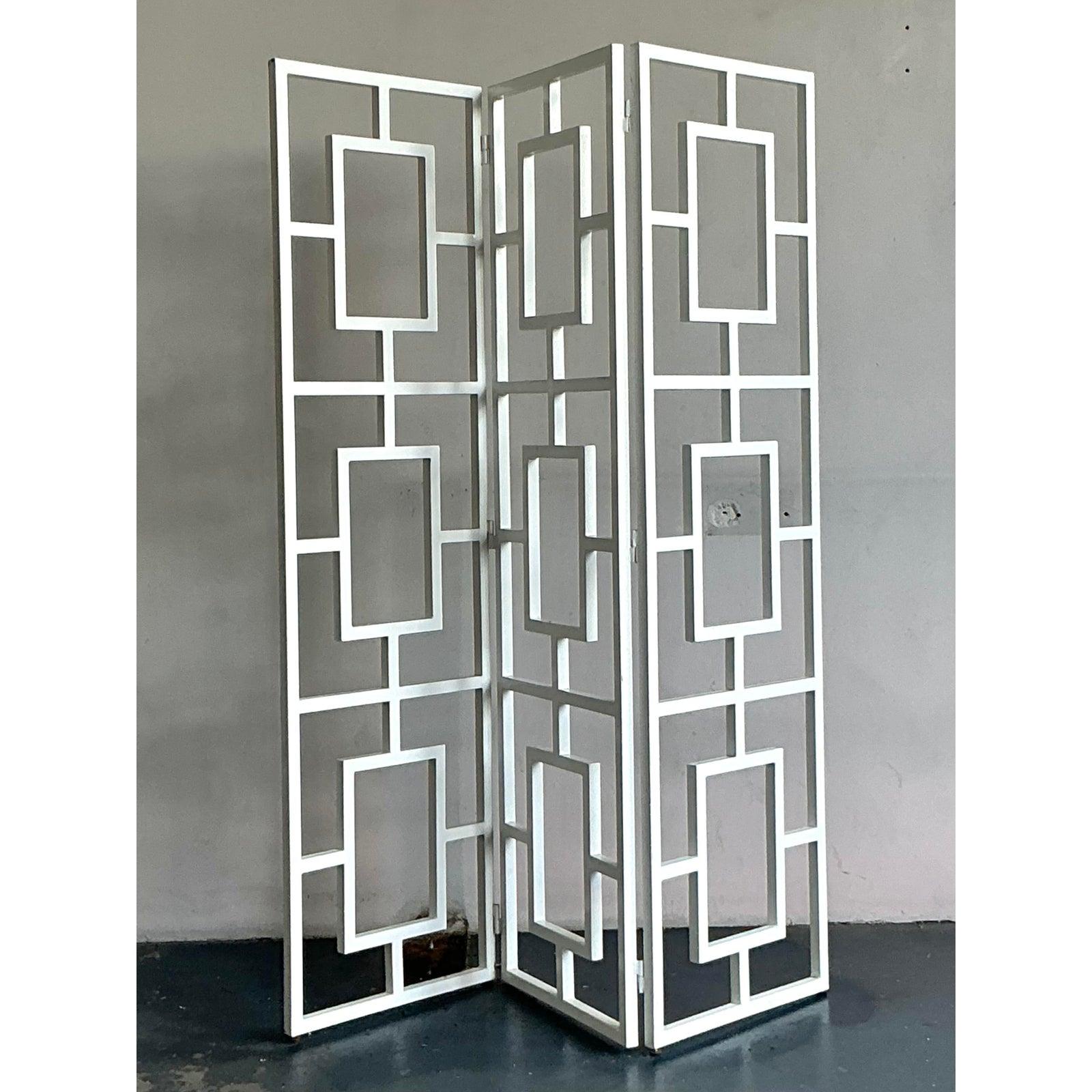 Vintage Regency Block Folding Screen In Good Condition For Sale In West Palm Beach, FL