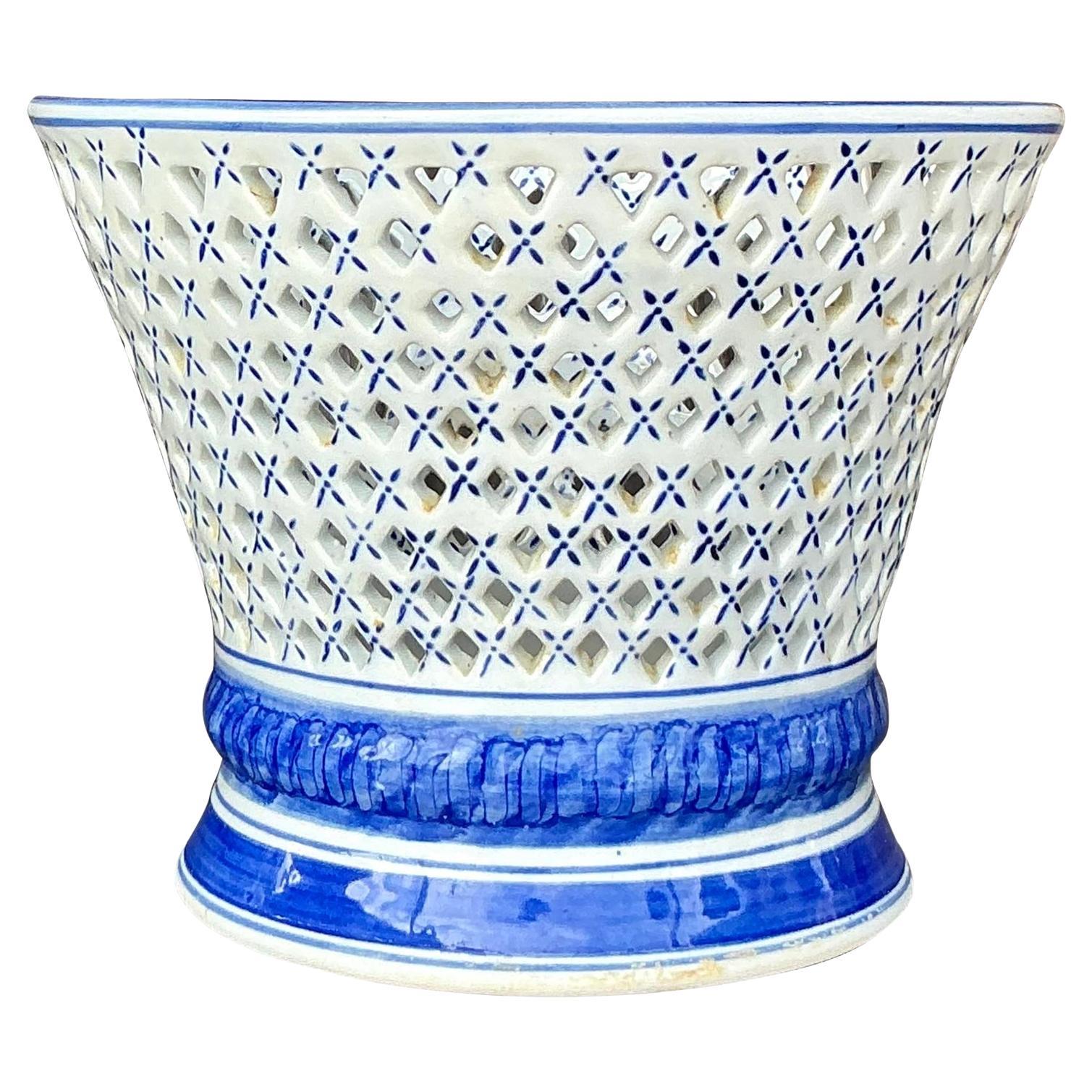 Vintage Regency Blau und Weiß Spalier Cache Topf