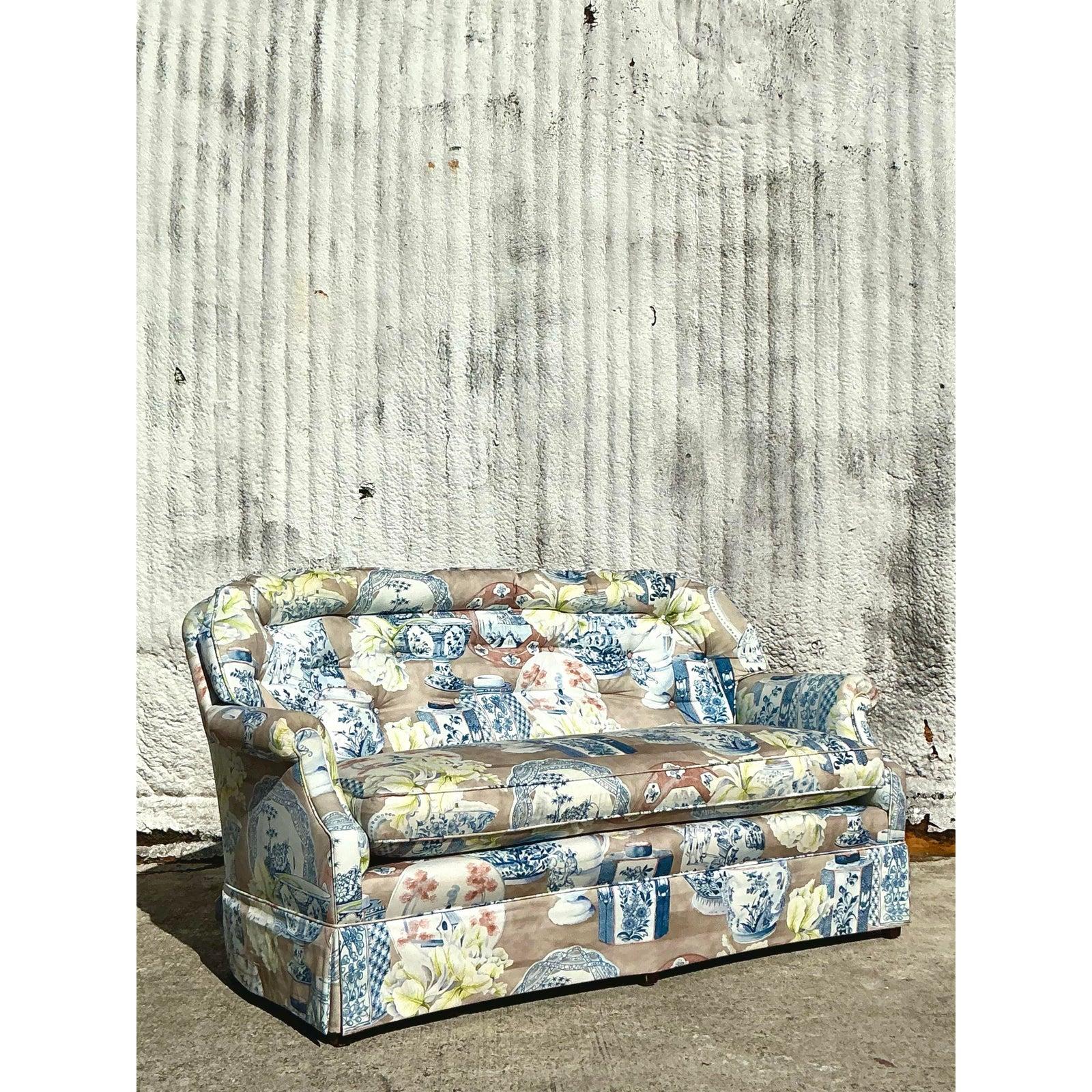 Causeuse vintage Regency à vase imprimé bleu et blanc en vente 3