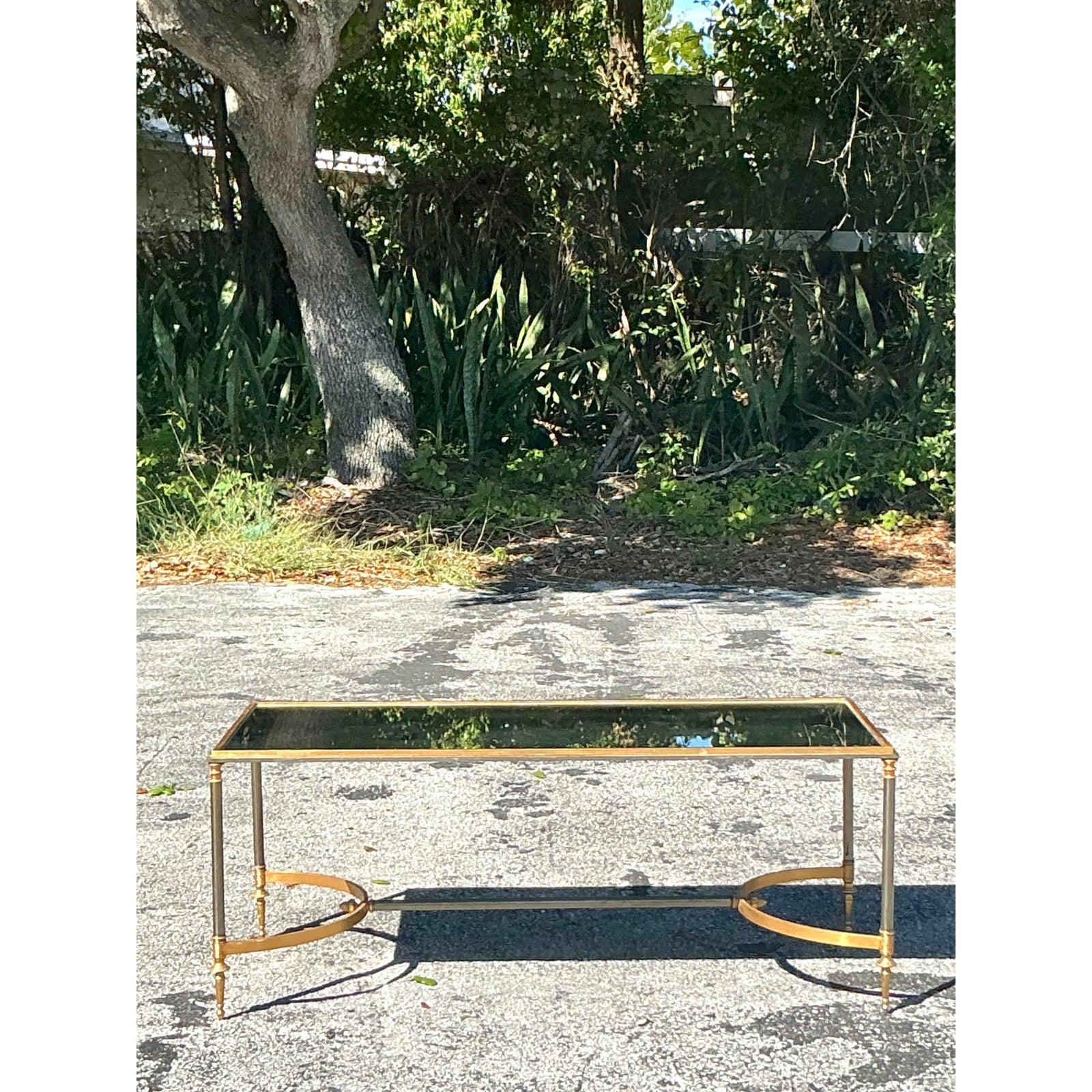 Laiton Table basse Regency d'après Maison Jansen en vente