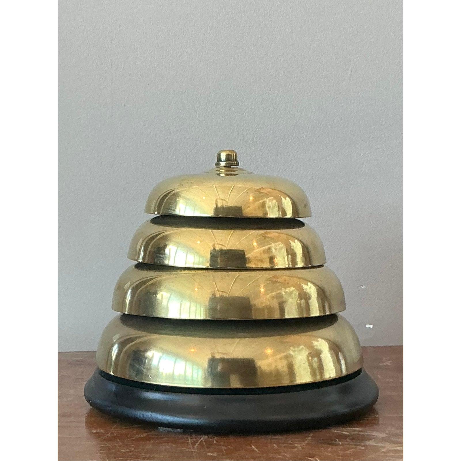 Américain Cloche à dîner en laiton Vintage Regency en vente