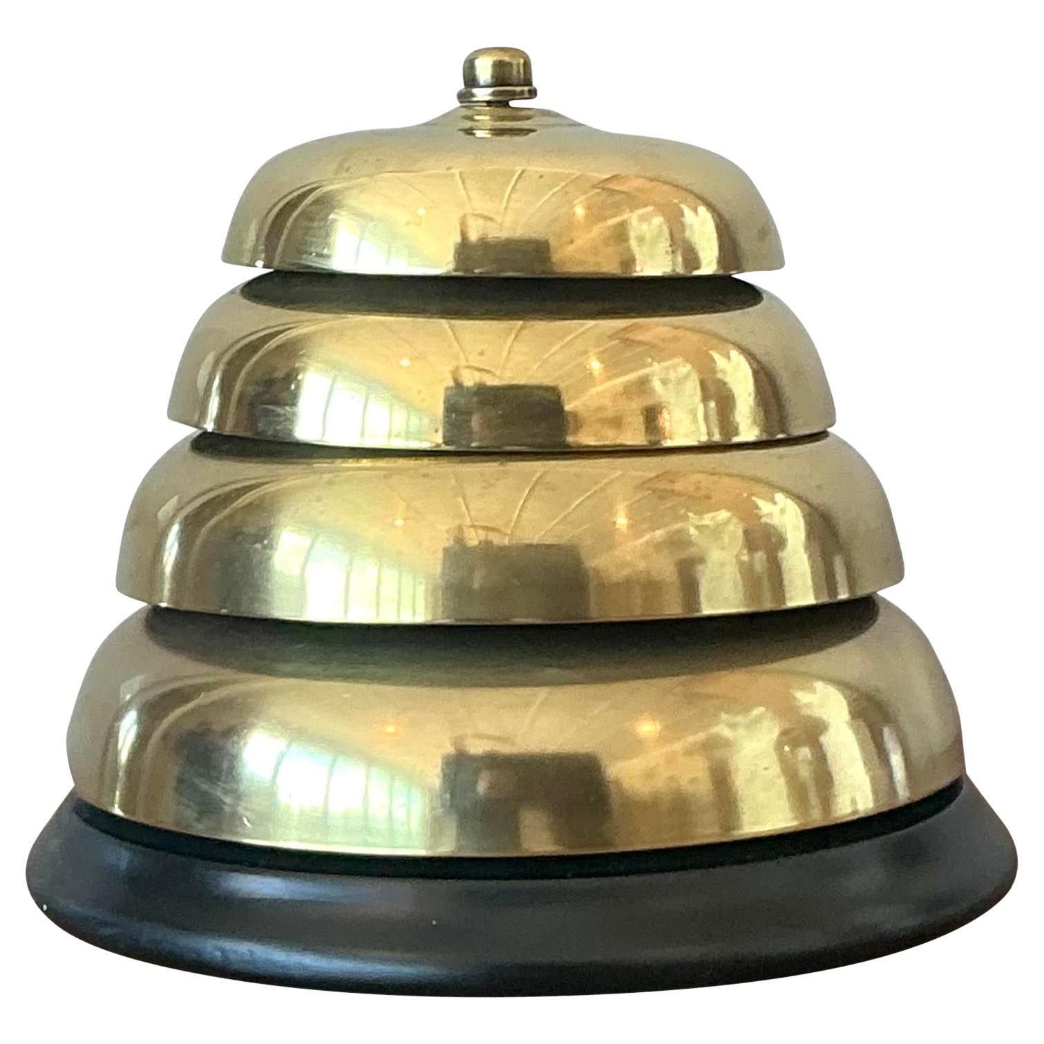 Cloche à dîner en laiton Vintage Regency