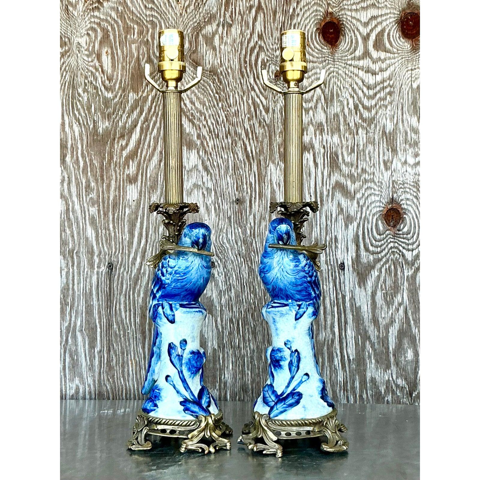 Lámparas de pájaro envueltas en latón Vintage Regency. - Una pareja Estadounidense en venta