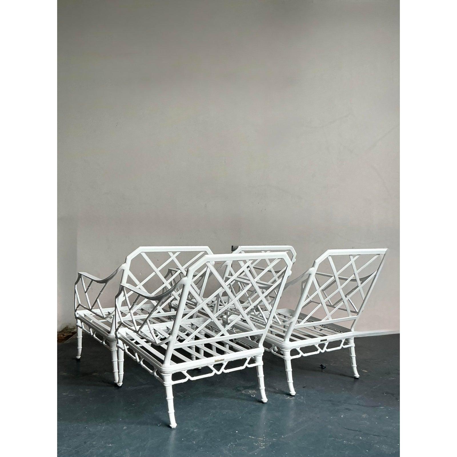 Vintage Regency Brown Jordan “Calcutta” Cast Aluminum Lounge Chairs - Set of 4 im Zustand „Gut“ im Angebot in West Palm Beach, FL