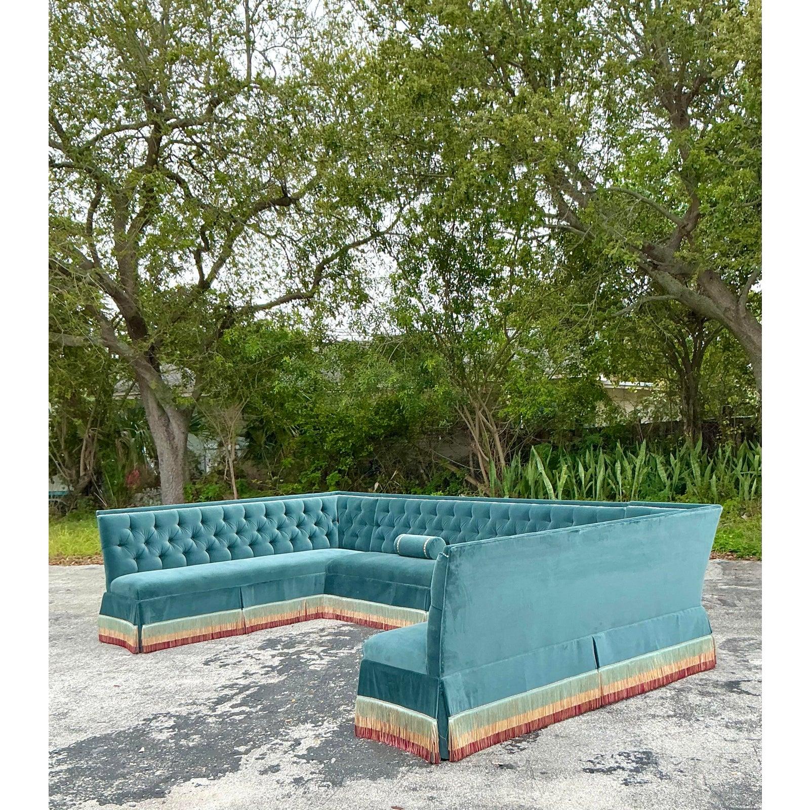 Vintage Regency Bunny Williams Monumental Custom Tufted Banquette Sofa For Sale 3