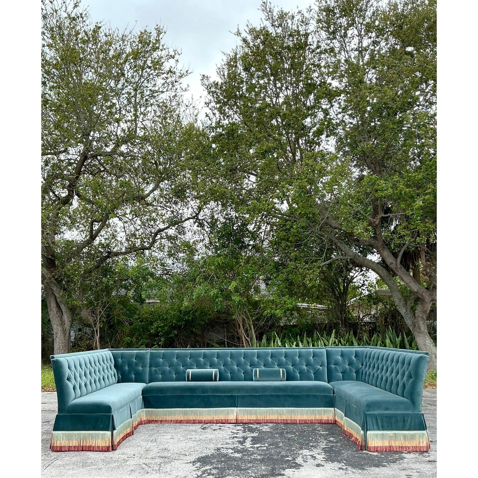 Vintage Regency Bunny Williams Monumental Custom Tufted Banquette Sofa For Sale 4