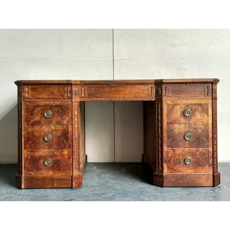 Vintage Regency Wurzelholz Laubsägearbeit Schreibtisch im Angebot 5