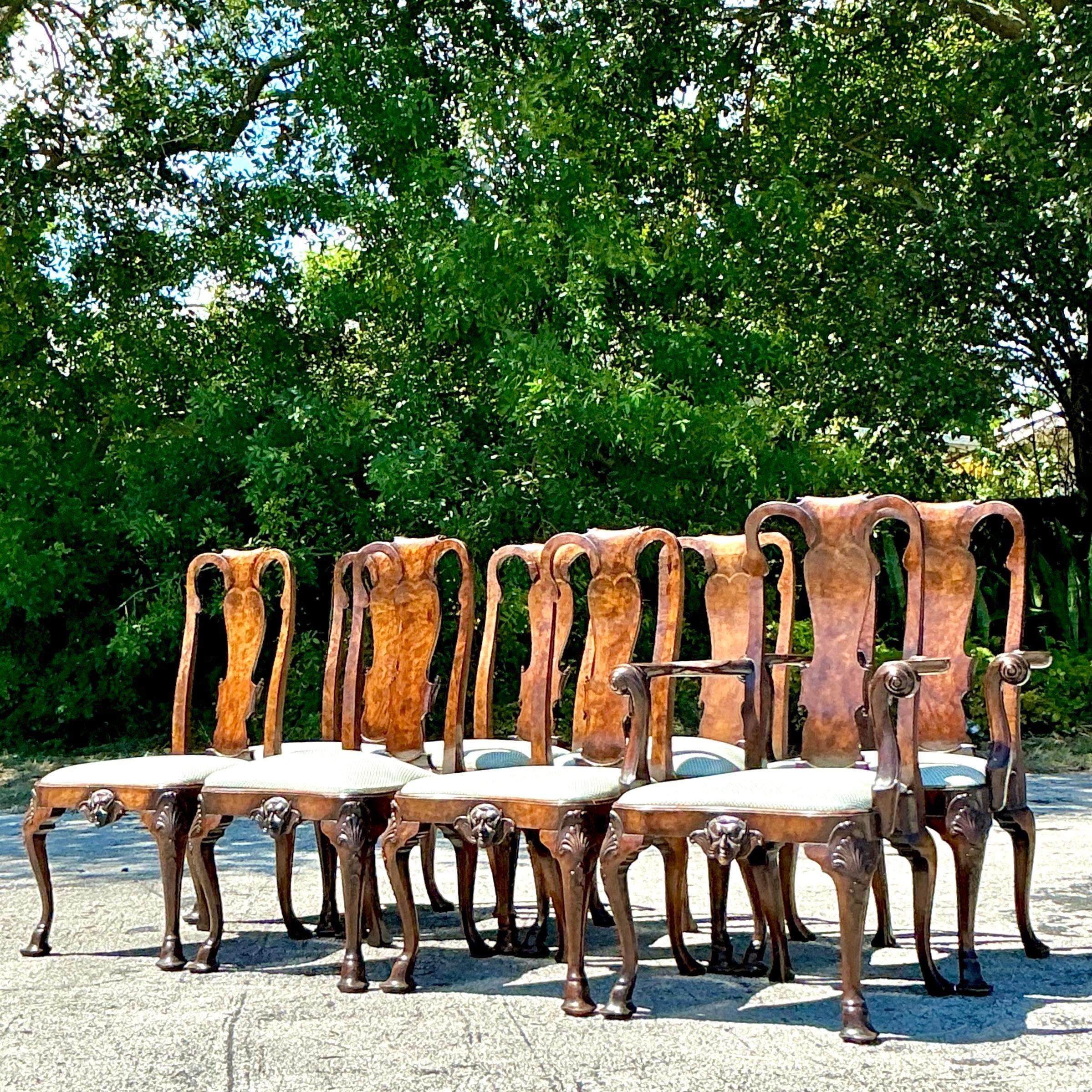 Sedie da pranzo Queen Anne in legno di radica d'epoca - Set di 8 pezzi in vendita 3