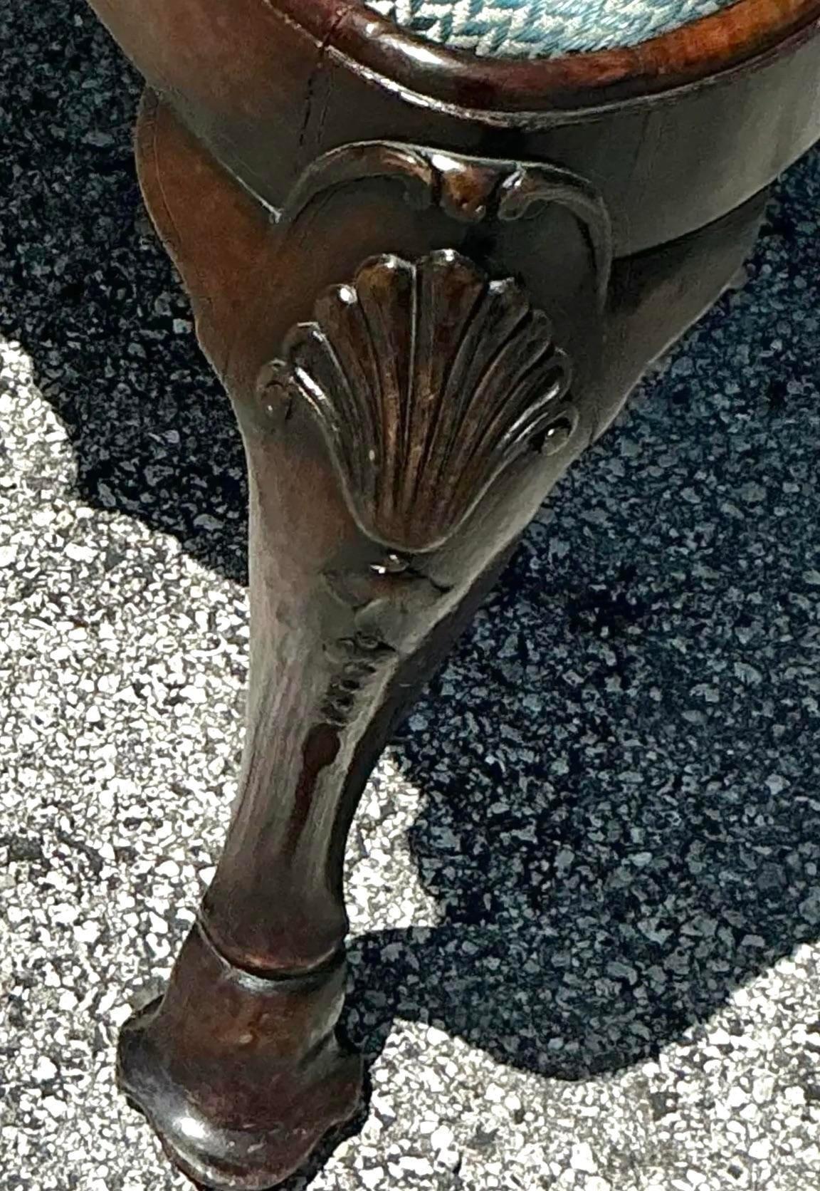 Sedie da pranzo Queen Anne in legno di radica d'epoca - Set di 8 pezzi In condizioni buone in vendita a west palm beach, FL