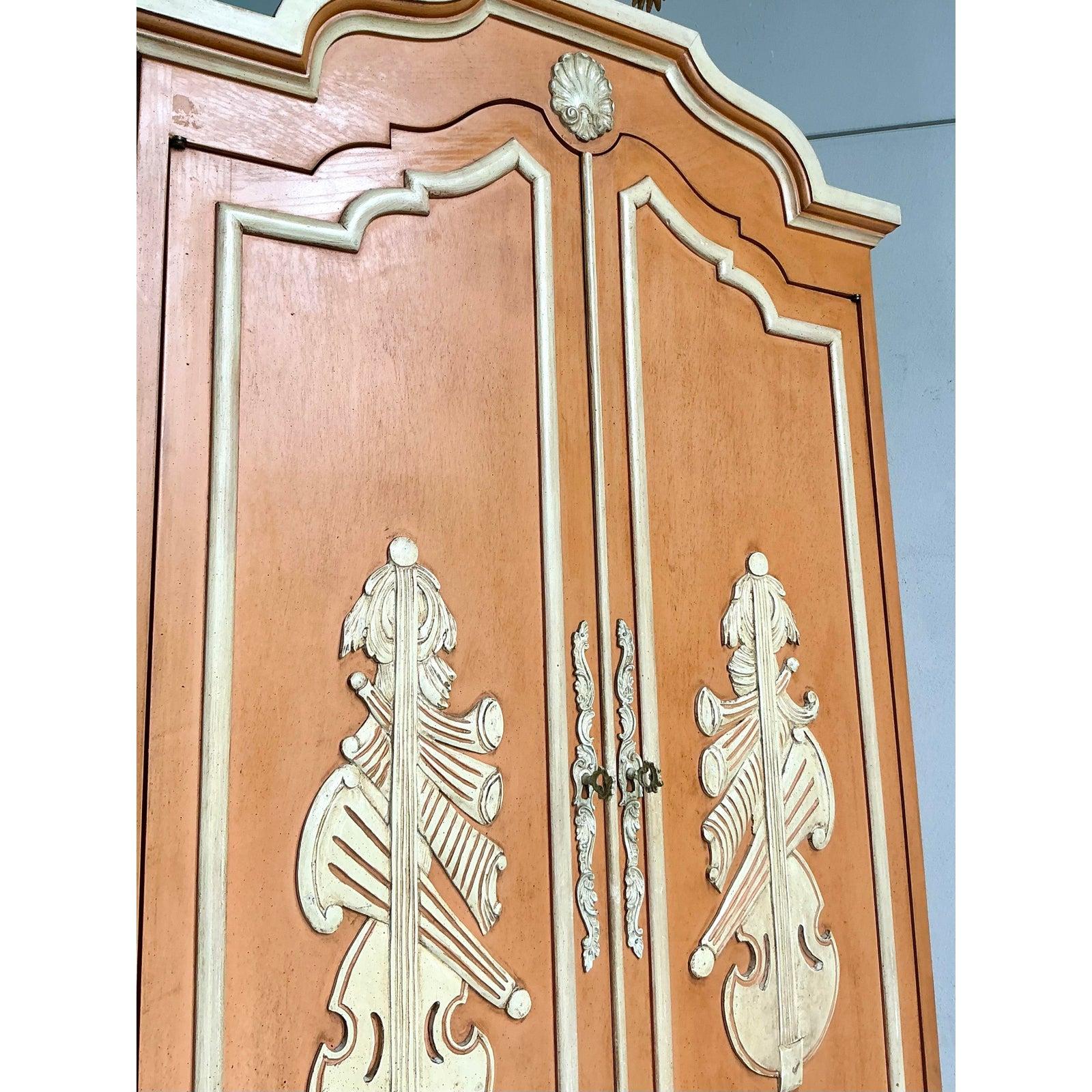 Ottone Vintage Regency Carved Detail Secretary Desk in vendita