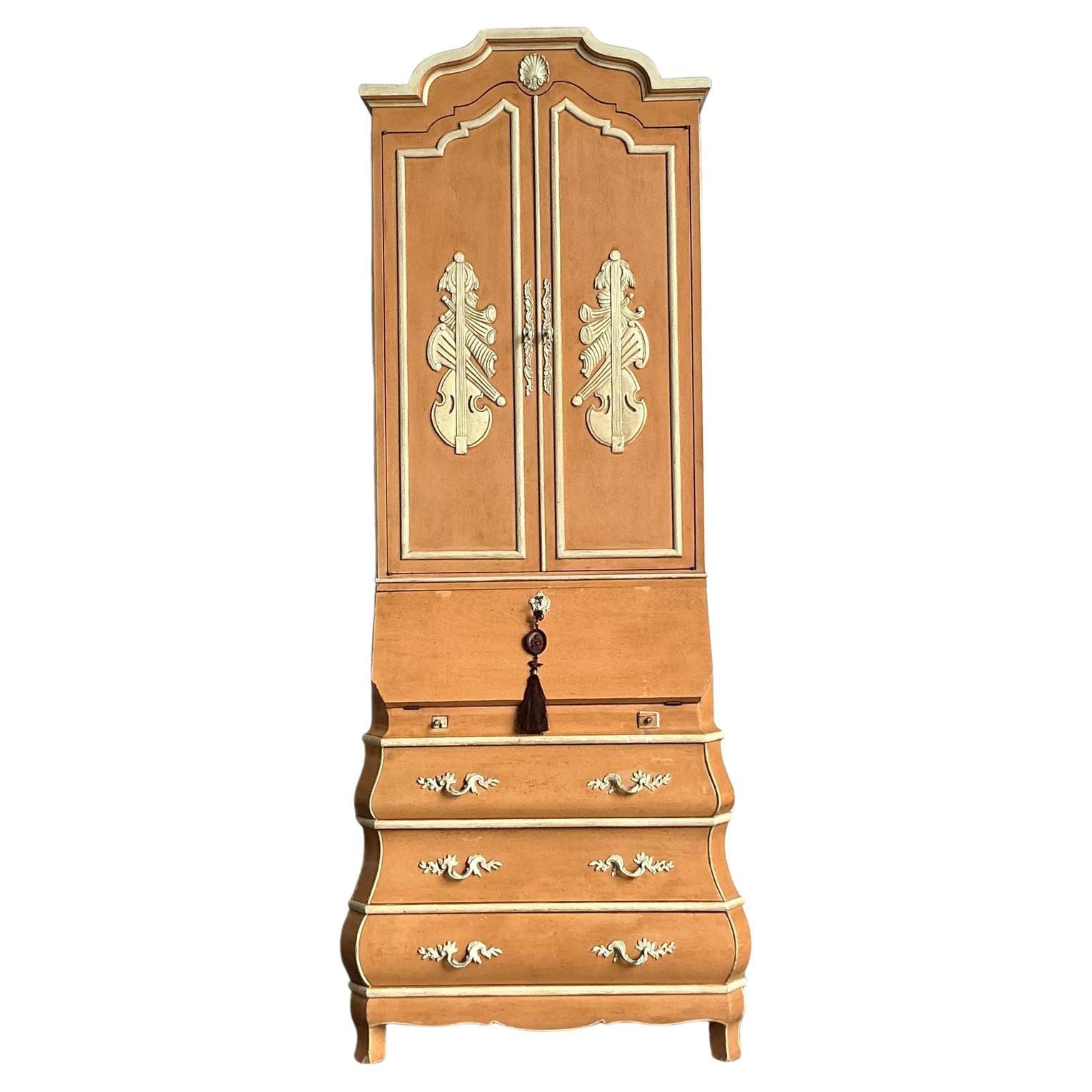 Vintage Regency Carved Detail Secretary Desk in vendita