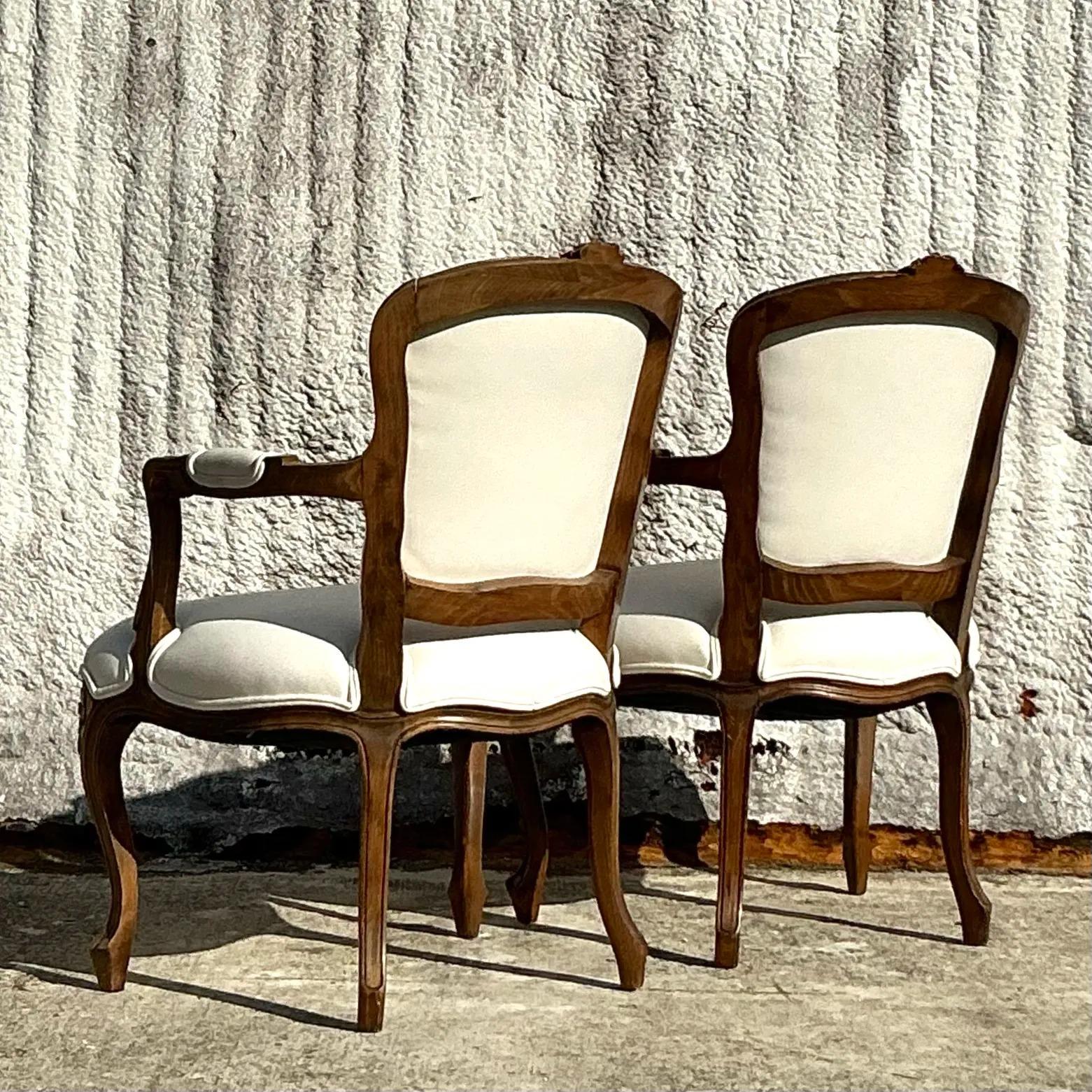 Americano Sedie Fauteuil intagliate d'epoca Regency - una coppia in vendita