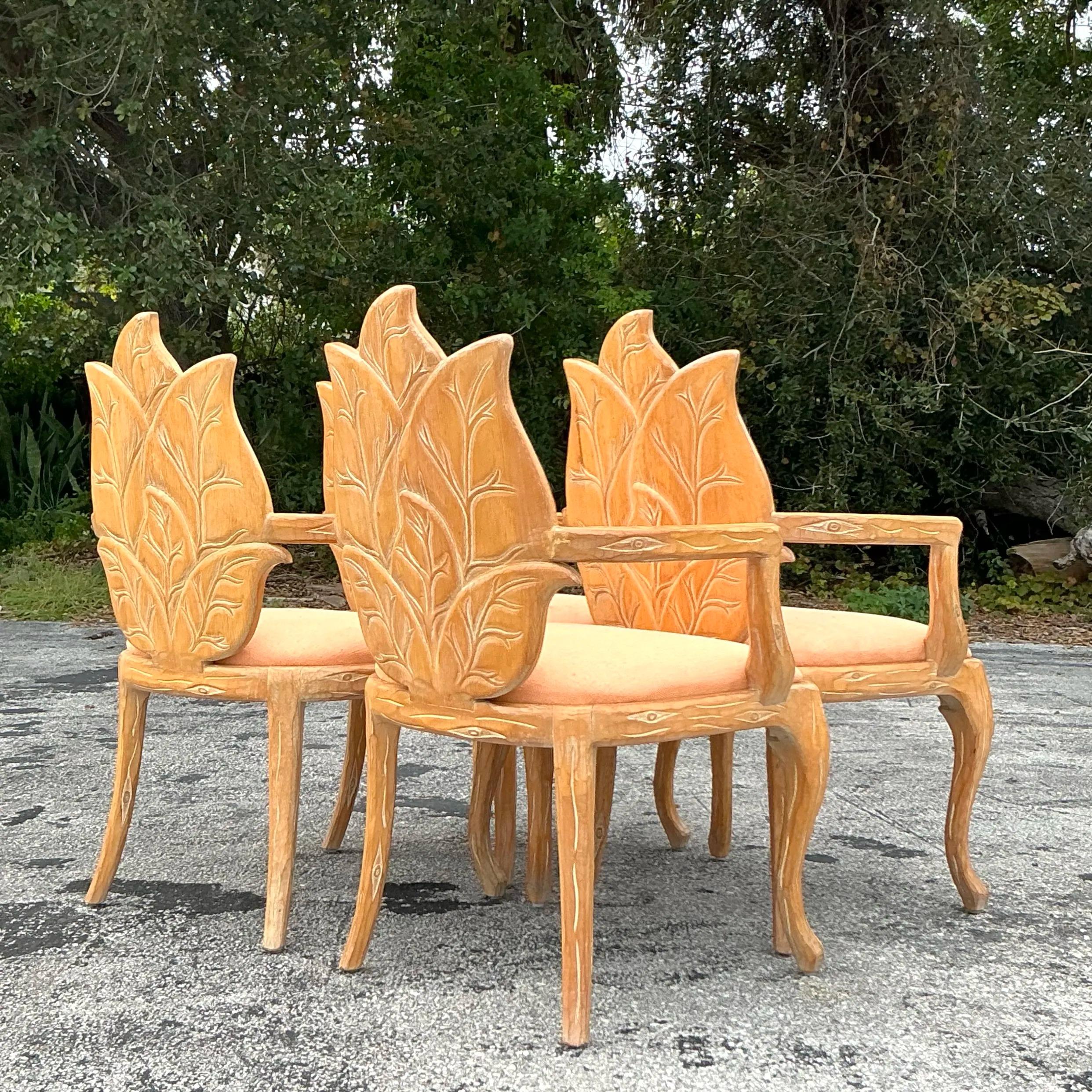 Sedie da pranzo vintage Regency intagliate in finto bois - Set di 4 in vendita 1