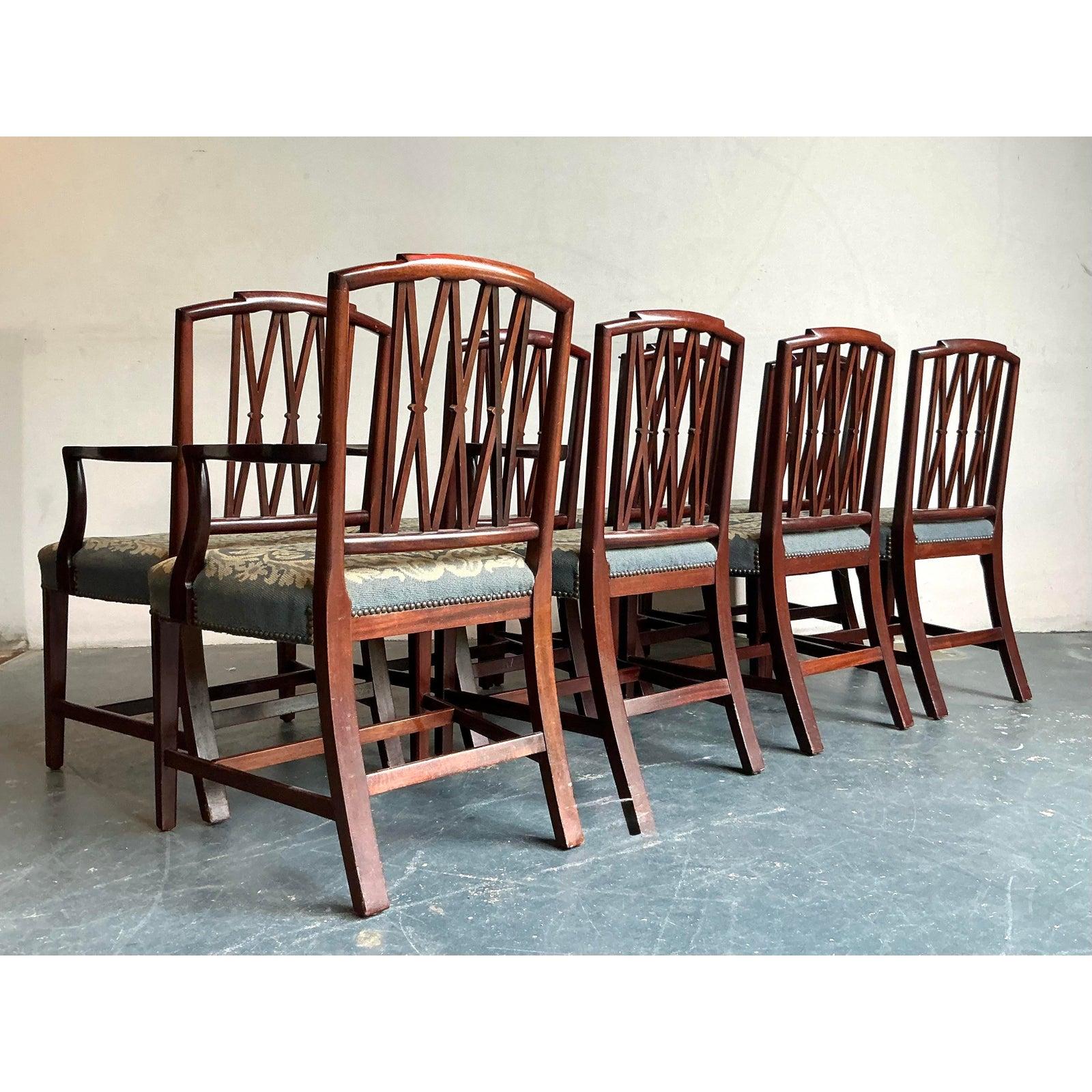 Vintage Regency Carved Mahogany Trellis Dining Chairs - Set of 8 In Good Condition For Sale In West Palm Beach, FL
