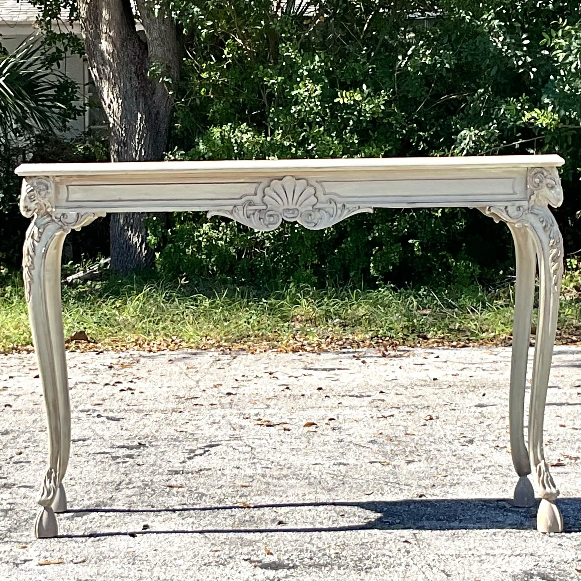 Tavolo consolle vintage Regency con testa di Rams intagliata in vendita 1