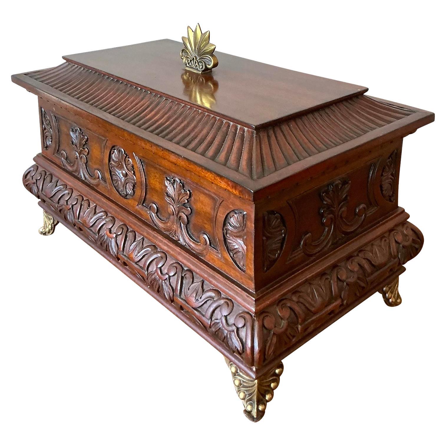 Vintage Regency geschnitzt Swag Box