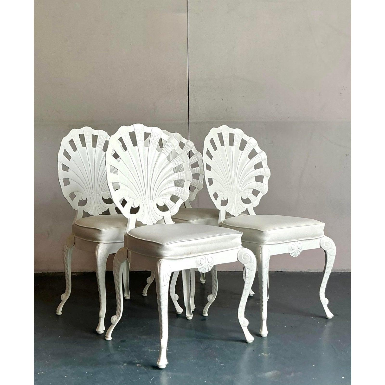 XX secolo Sedie da grotta in alluminio fuso vintage Regency - Set di 4 sedie in vendita