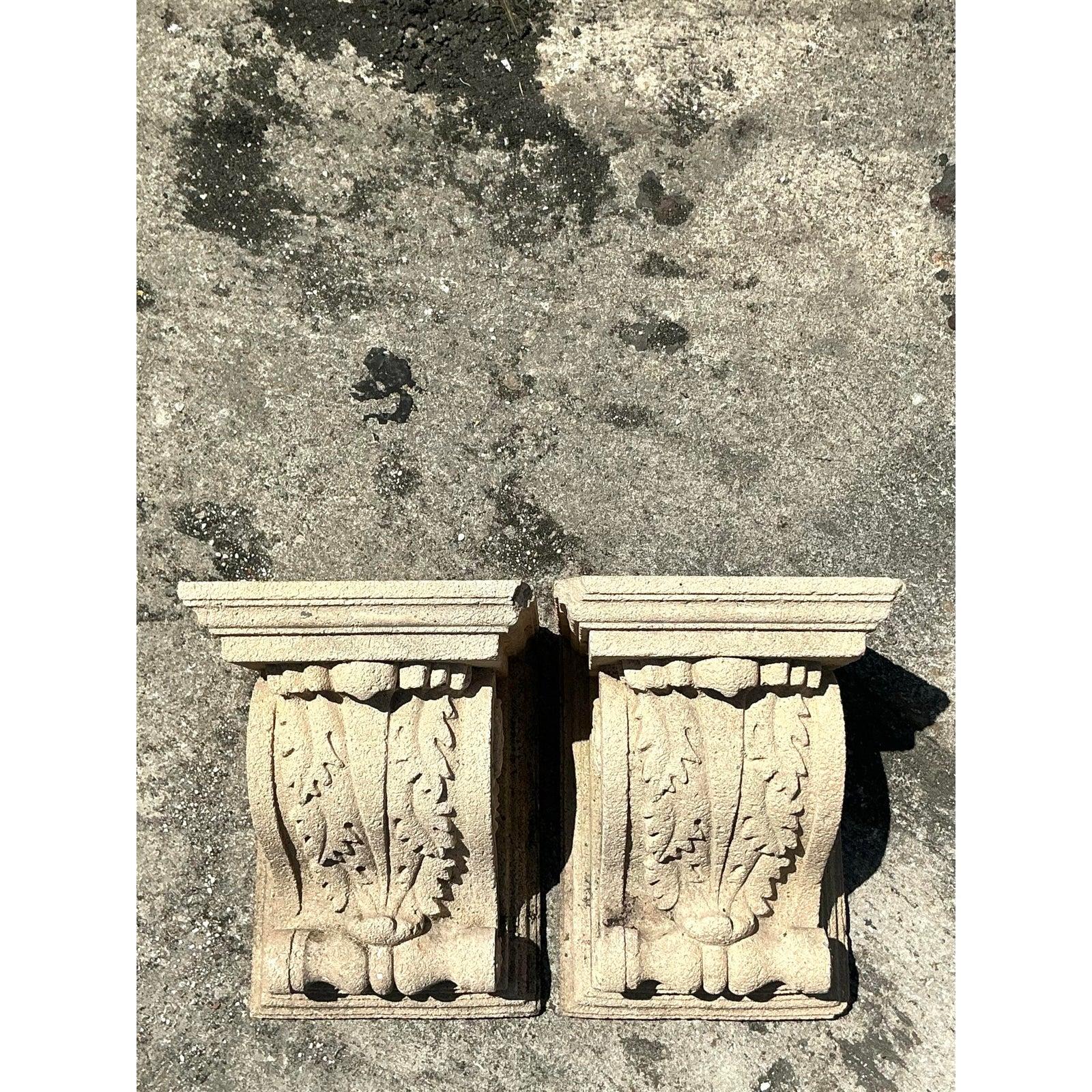 Vintage Regency-Konsolen aus Gussbeton - 2er-Set im Angebot 1