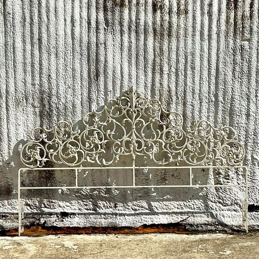 Vintage Regency Guss Metall Scroll King Kopfteil (amerikanisch) im Angebot