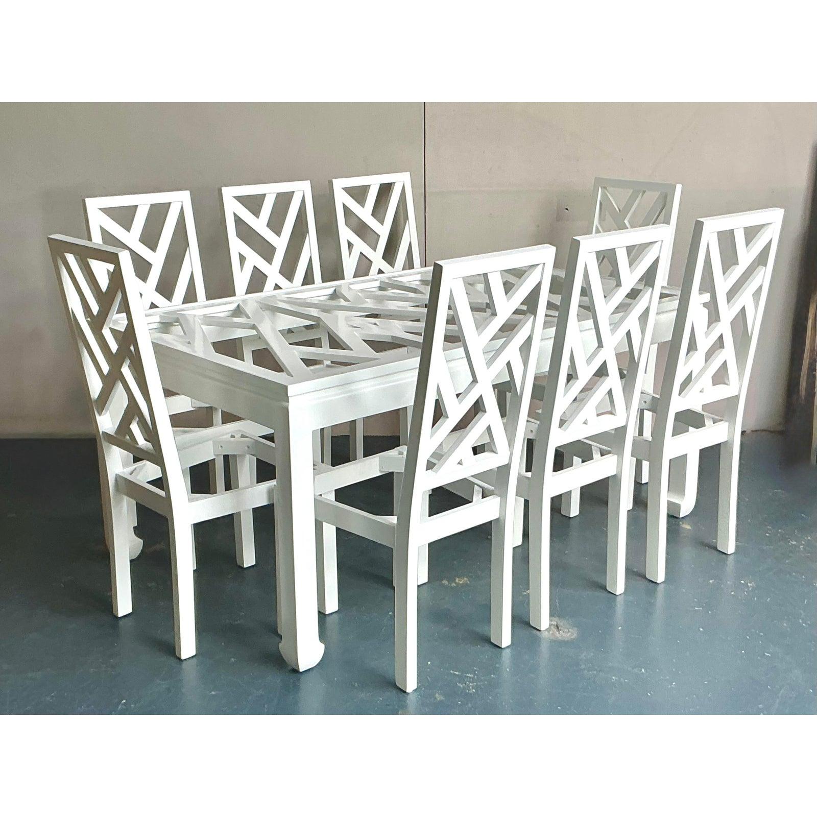 Vintage Regency Chinese Chippendale Dining Chairs - Set of 8 In condizioni buone in vendita a West Palm Beach, FL
