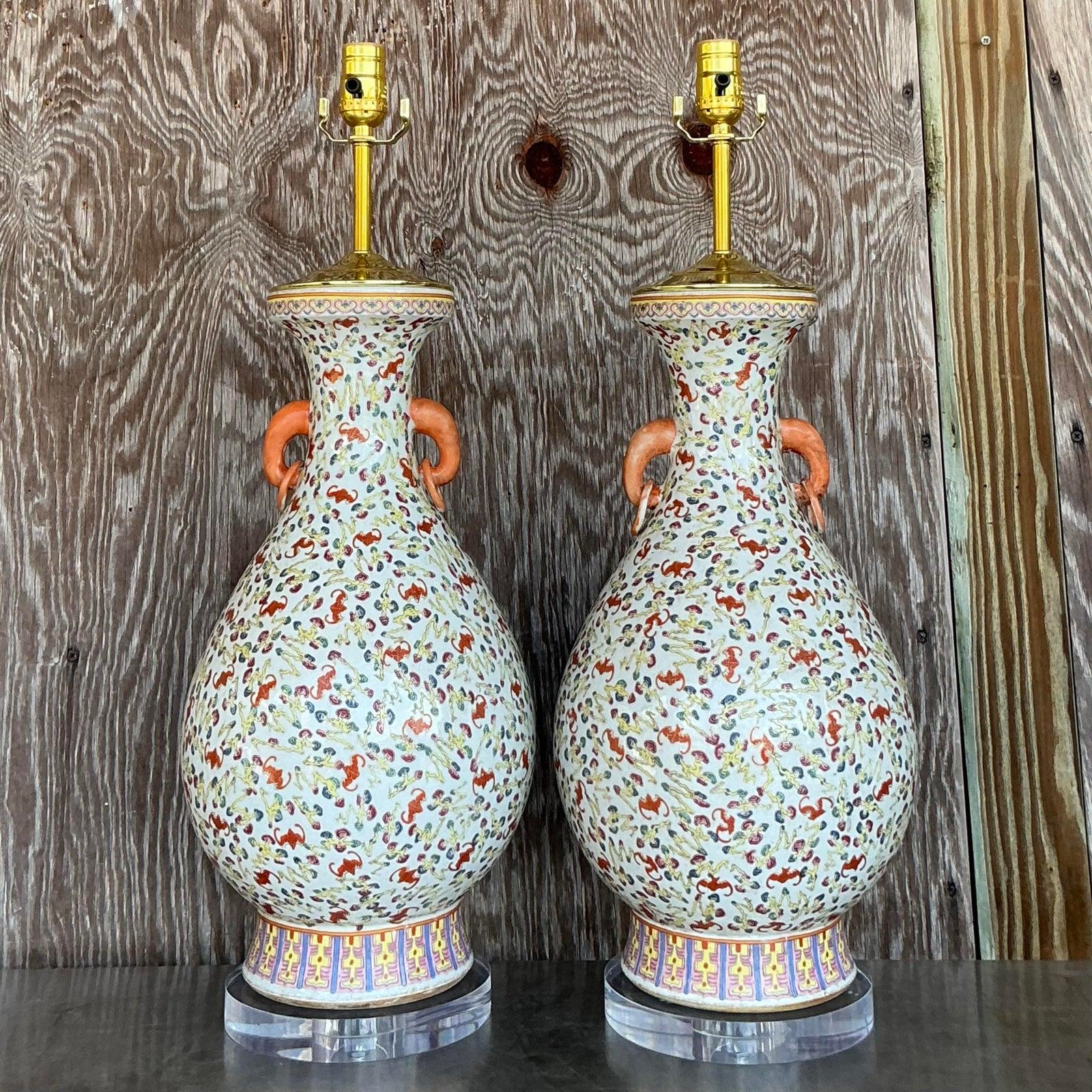 Paire de lampes florales flottantes en céramique de style Régence chinoiseries vintage en vente 1