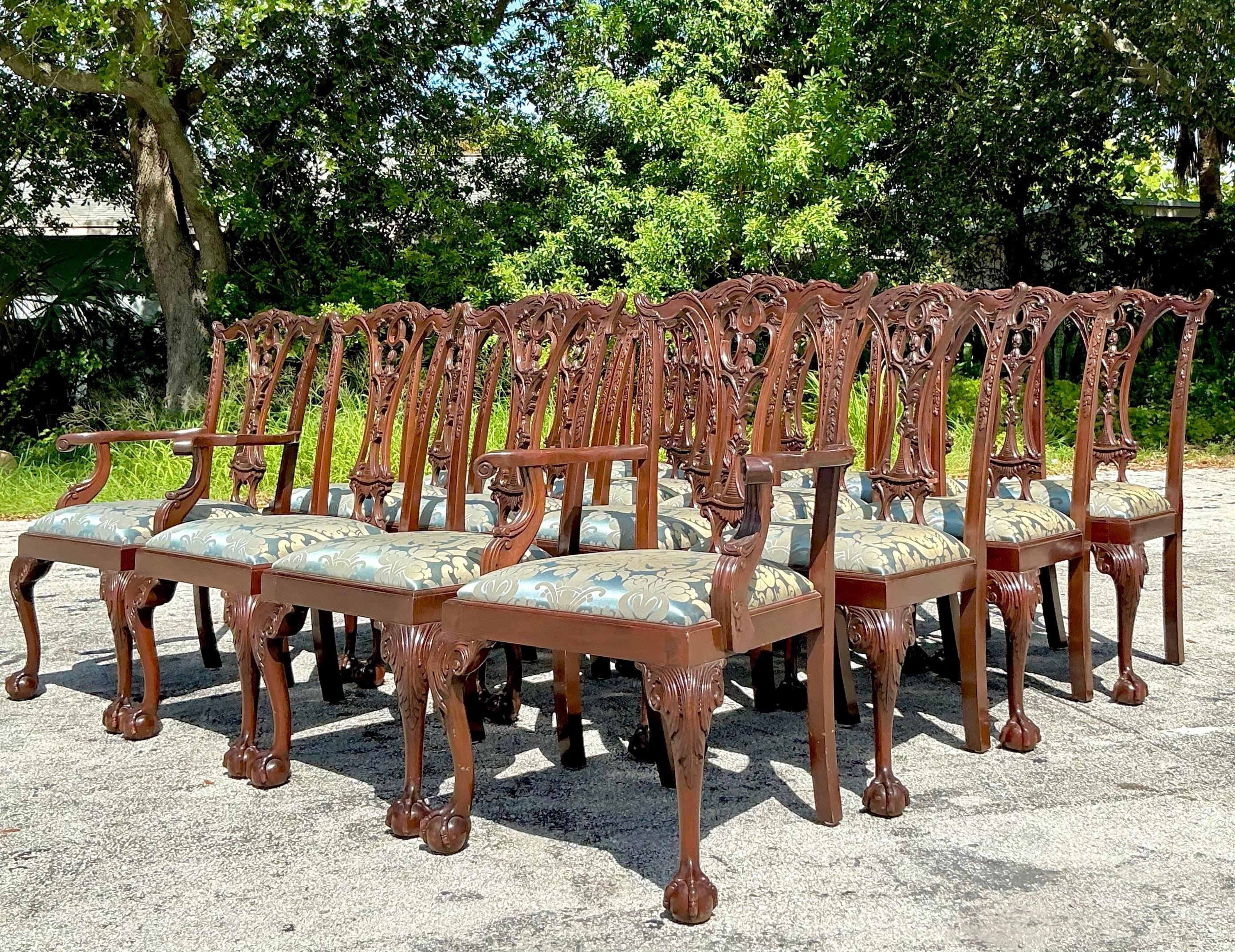 Americano Sedie da pranzo vintage Chippendale Claw and Ball - Set di 16 pezzi in vendita